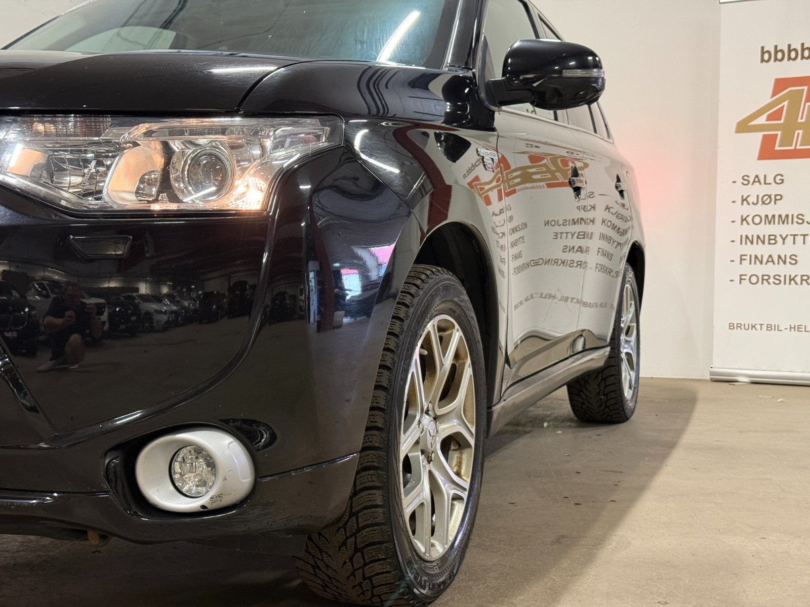 Mitsubishi Outlander PHEV CVT, 203hp, 2014