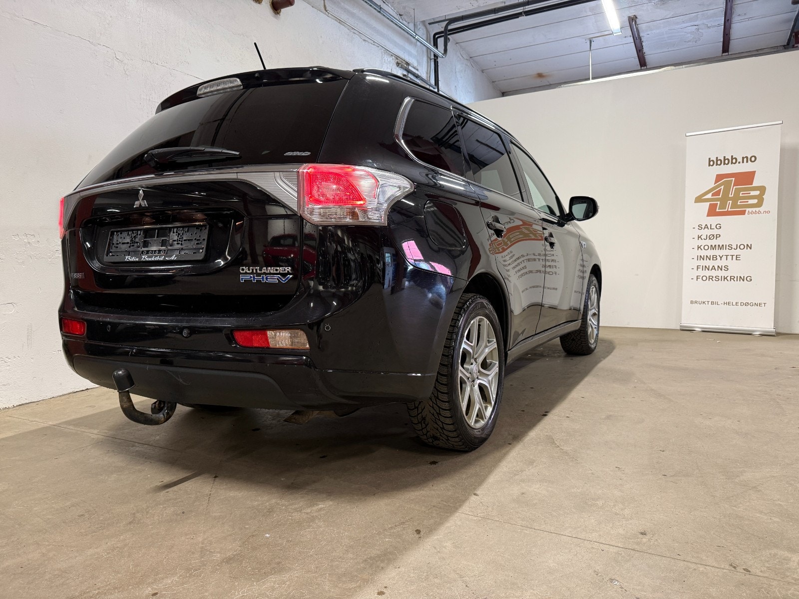 Mitsubishi Outlander PHEV CVT, 203hp, 2014