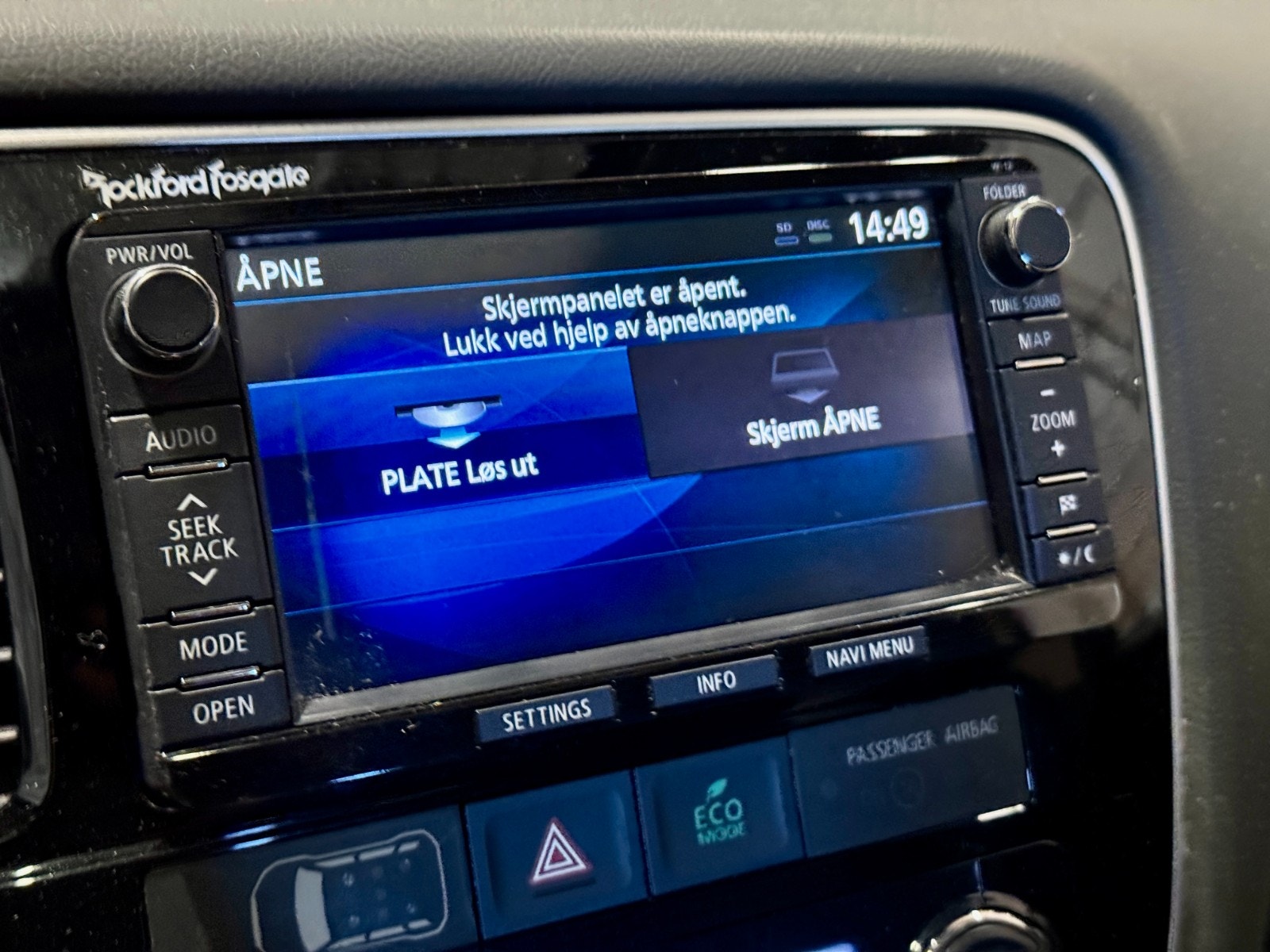 Mitsubishi Outlander PHEV CVT, 203hp, 2014