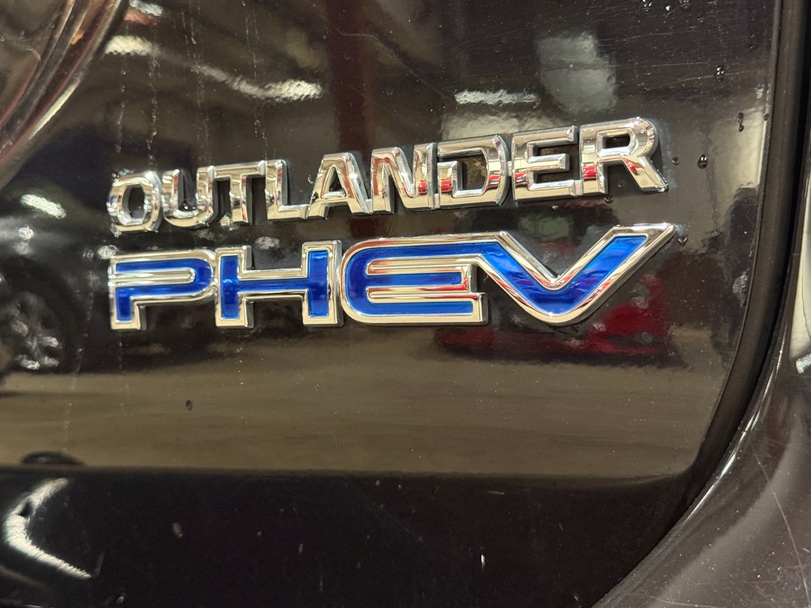 Mitsubishi Outlander PHEV CVT, 203hp, 2014