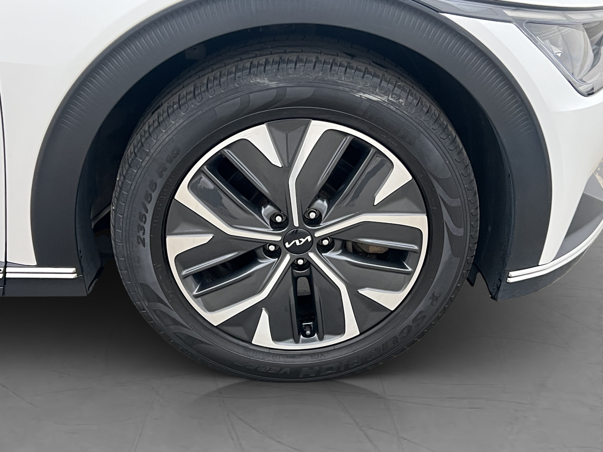 Kia EV6 77.4 kWh, 228ps, 2022
