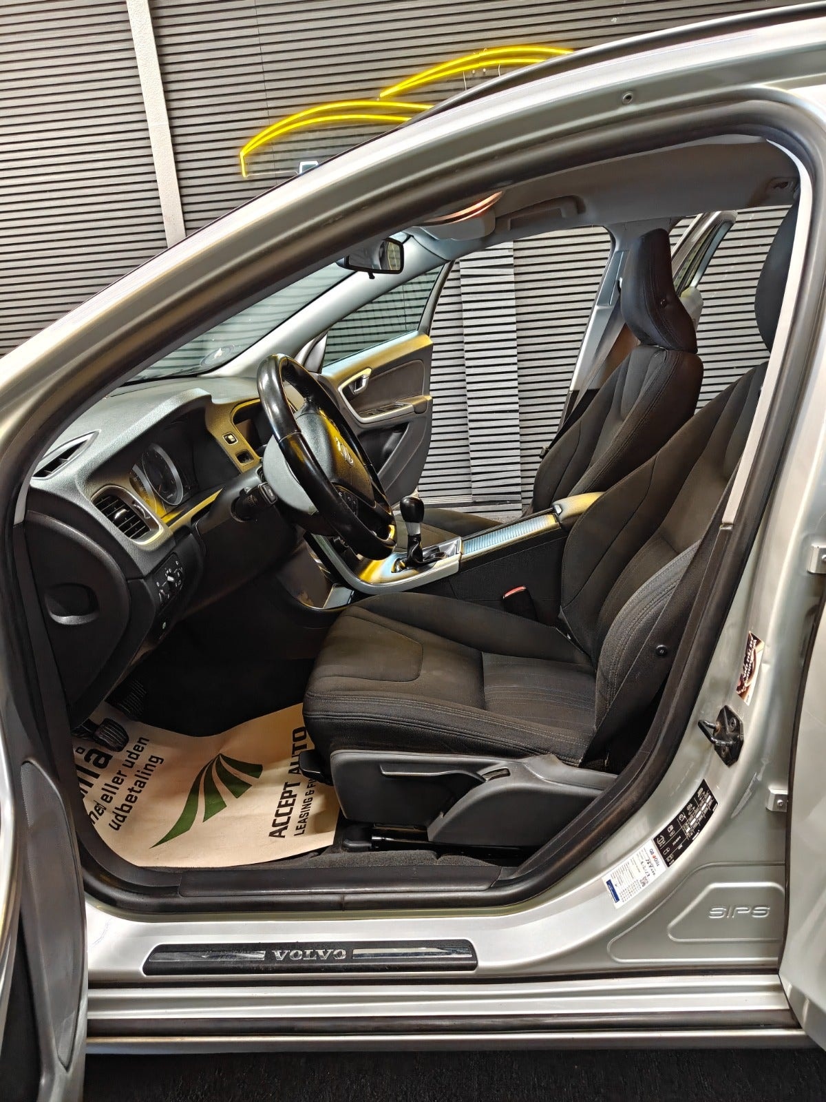 Volvo V60 DRIVe Manual, 115hp, 2012