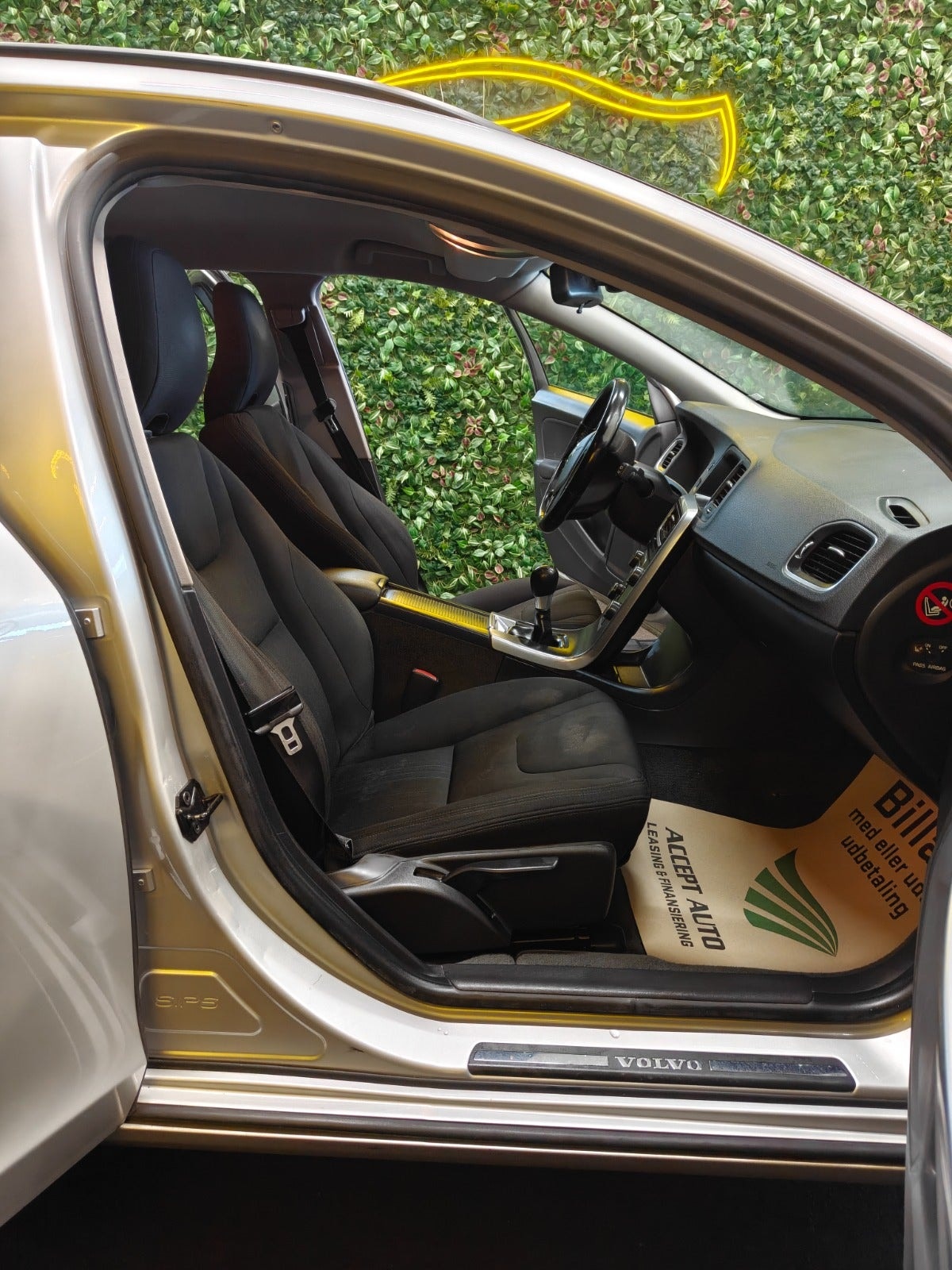 Volvo V60 DRIVe Manual, 115hp, 2012