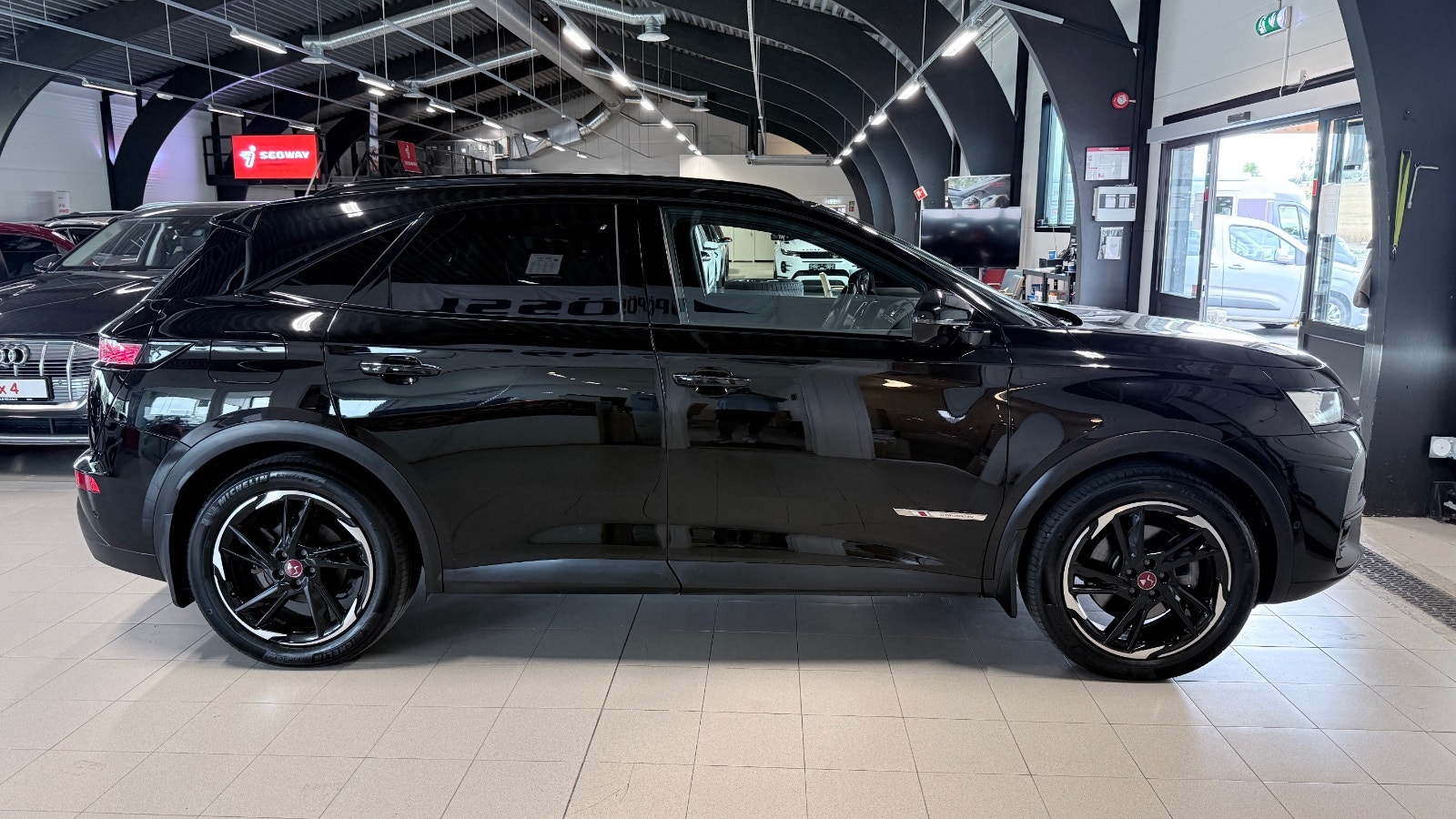 DS 7 Crossback E-Tense 4x4 EAT, 8-trins, 300ps, 2022