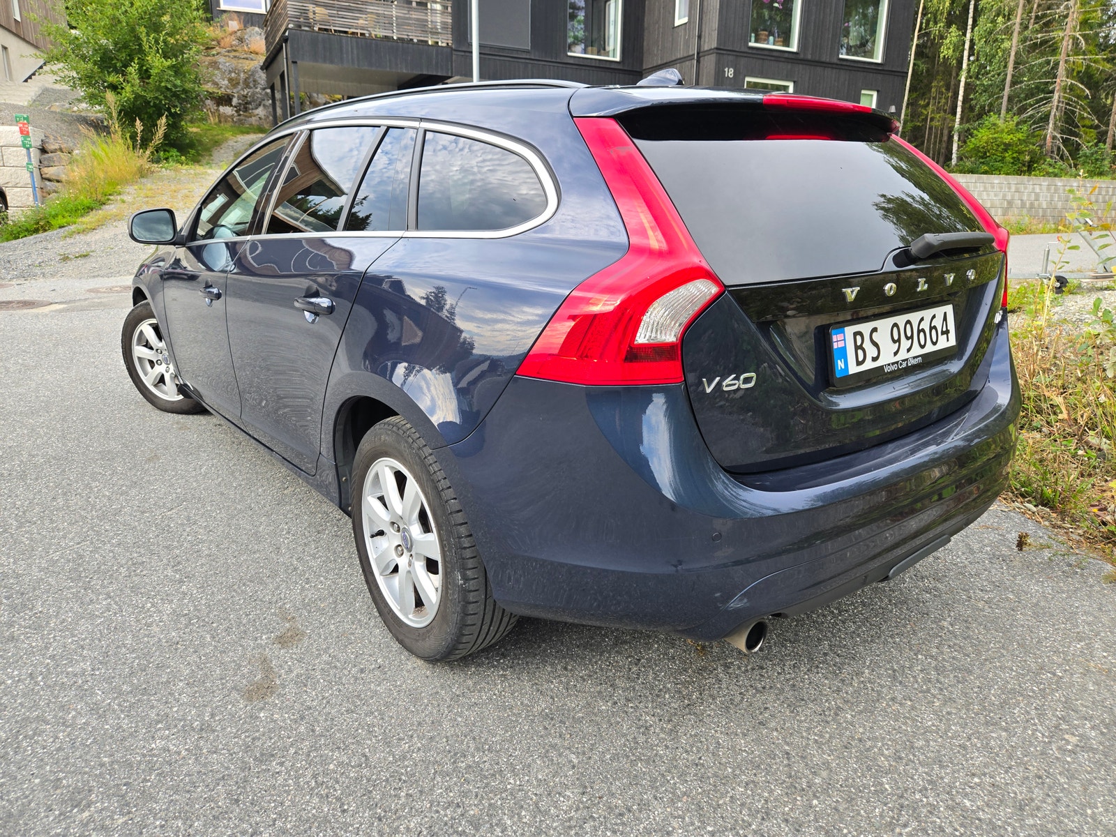 Volvo V60 D2 Powershift, 6-trinn, 115hk, 2014