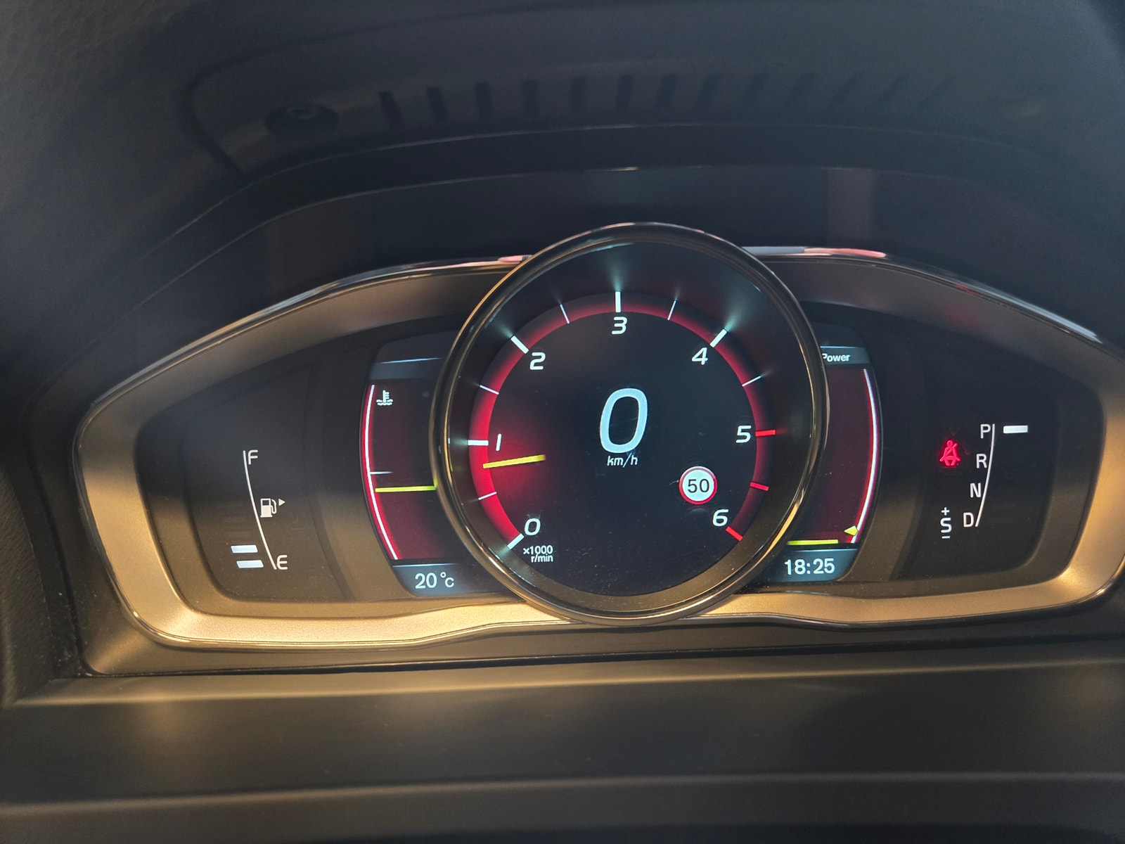 Volvo V60 D2 Powershift, 6-trinn, 115hk, 2014
