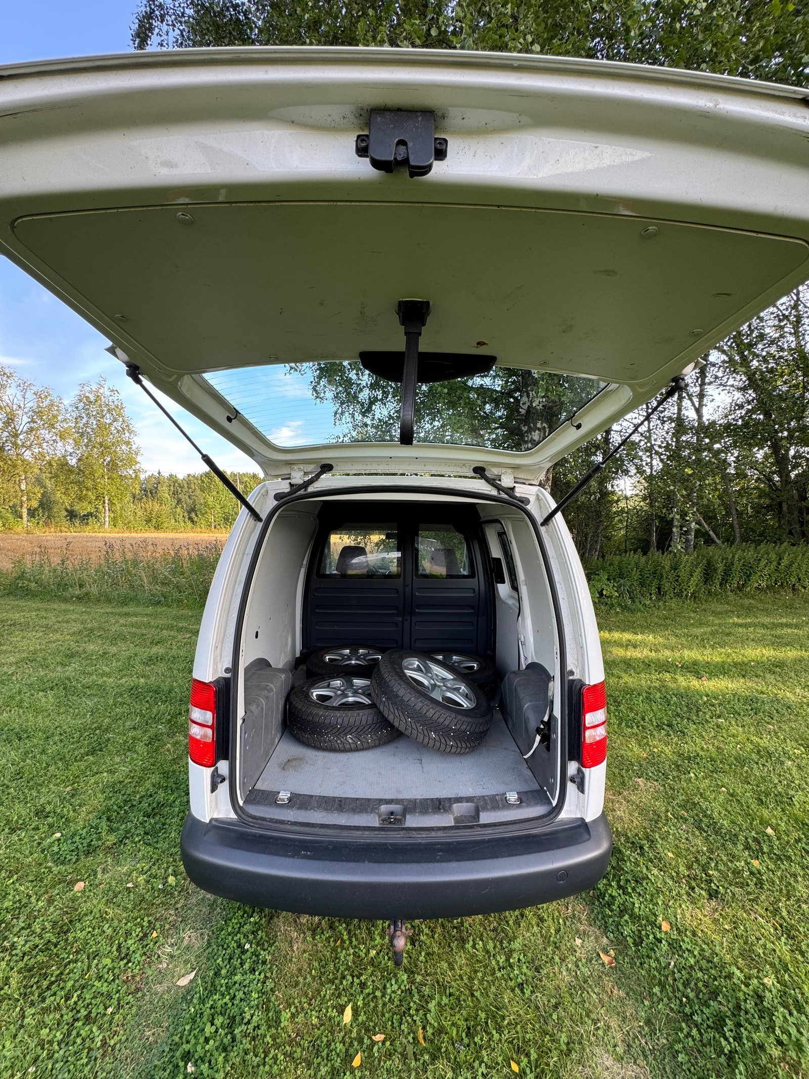 Volkswagen Caddy Panel Van 1.6 TDI DPF DSG Sequential, 102hp, 2014