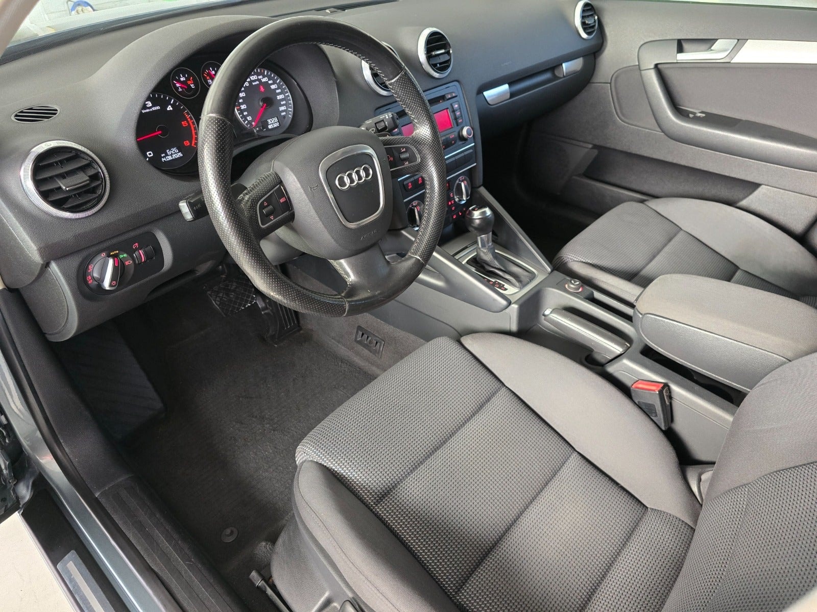 Audi A3 Sportback 1.6 TDI S Tronic, 7-trins, 105ps, 2011
