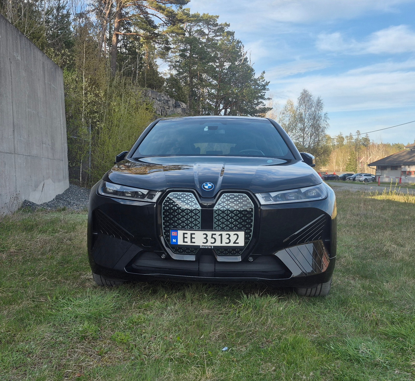 BMW iX xDrive40, 326ps, 2022