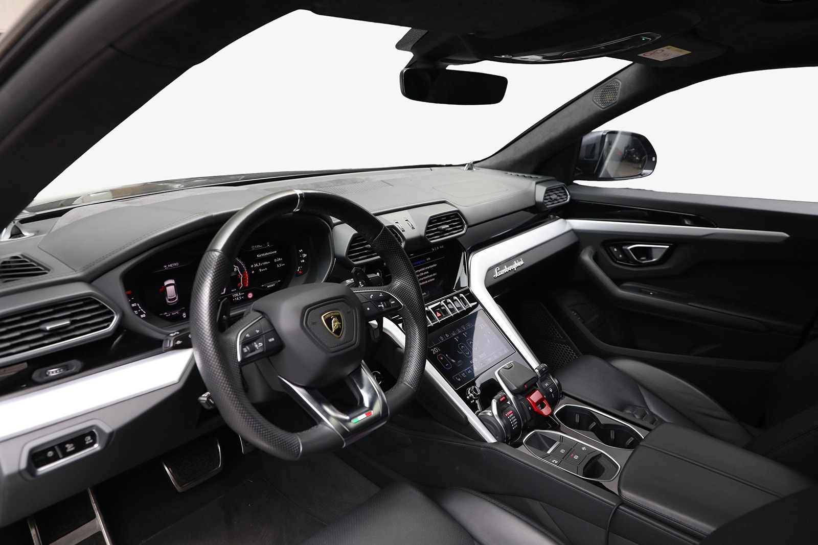 Lamborghini Urus 4.0 V8 AWD Automatic, 8-trins, 650ps, 2020