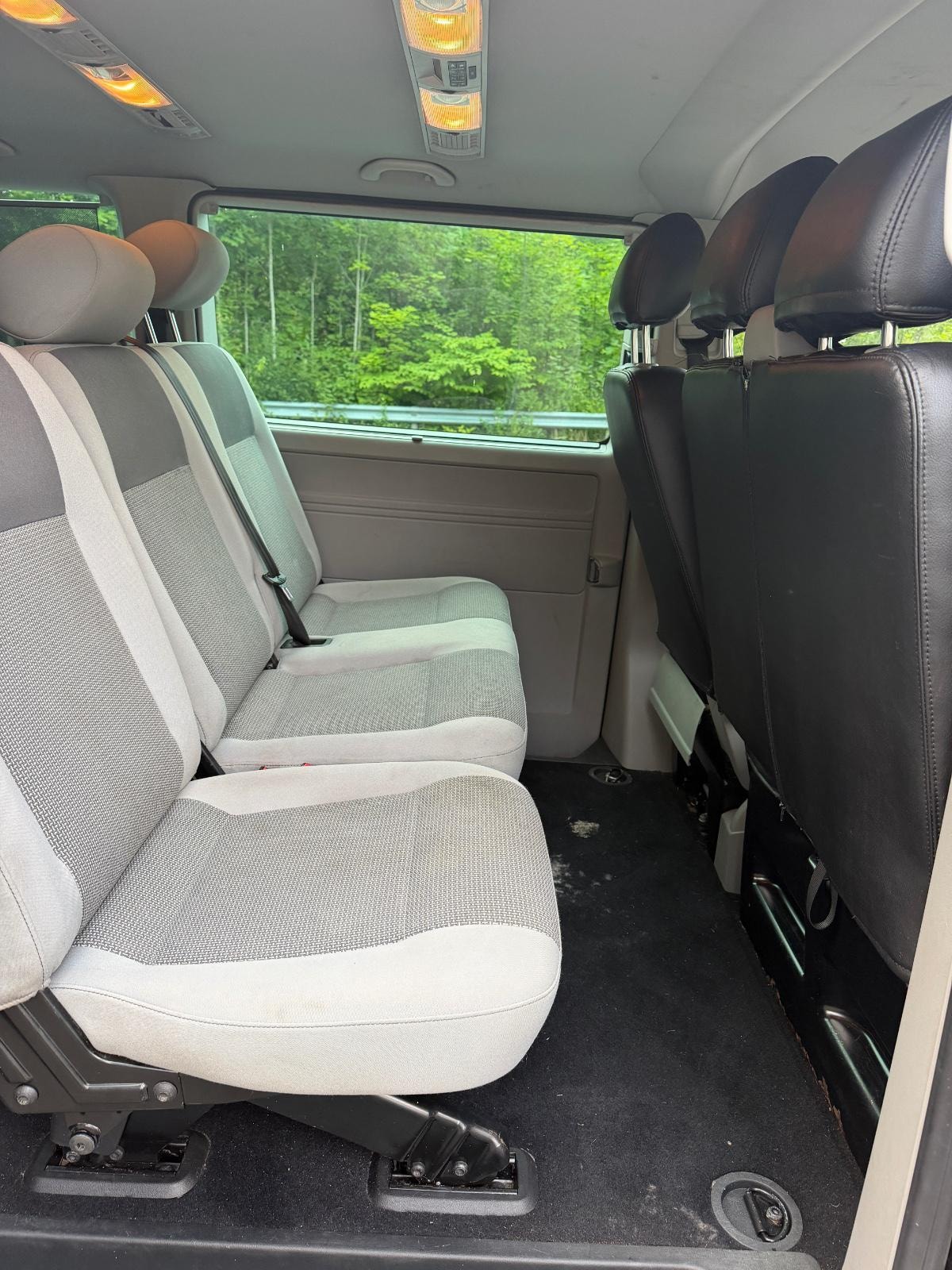 Volkswagen Caravelle 2.0 TDI BMT 4Motion DSG Sequential, 180hp, 2012