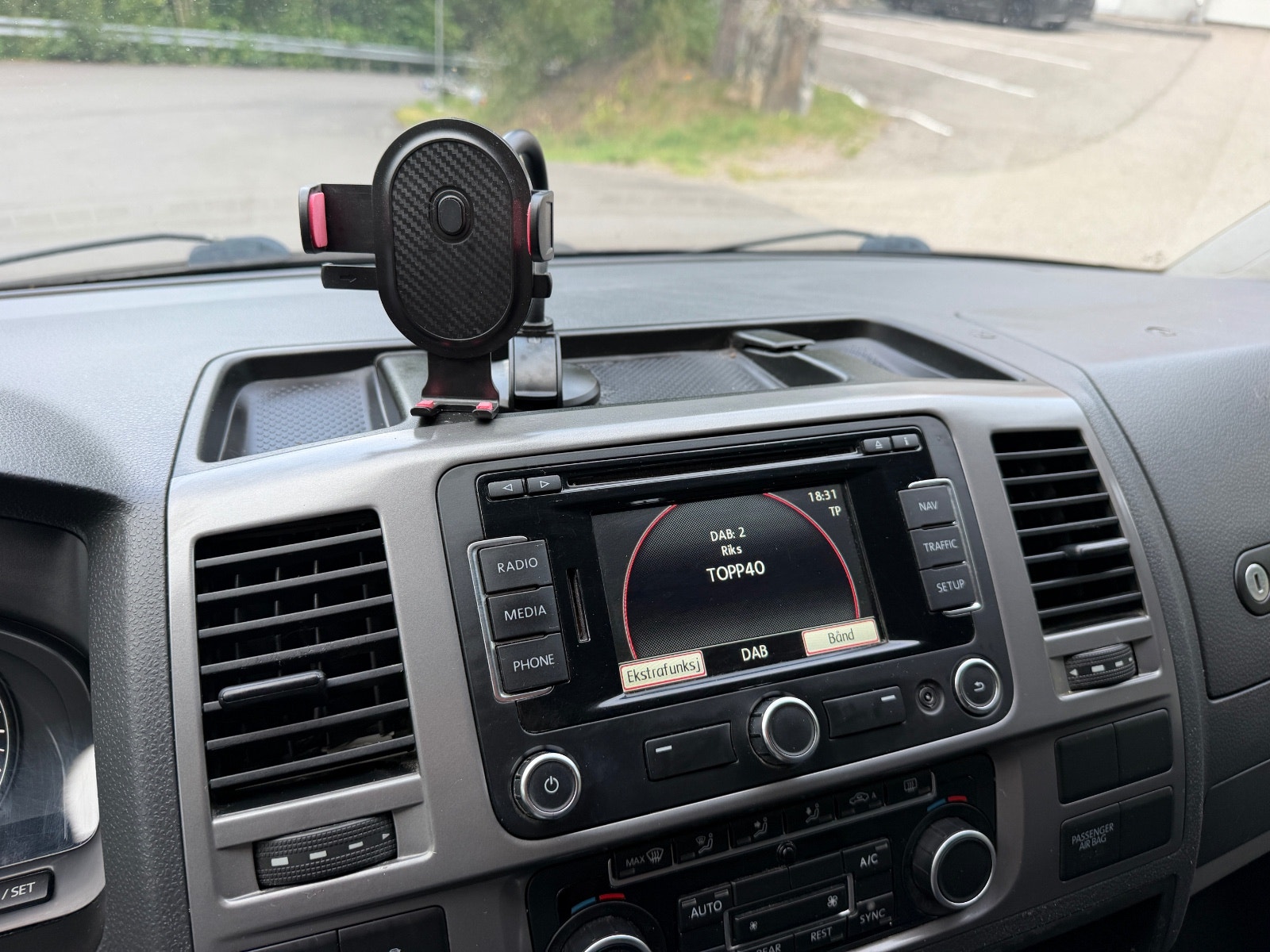 Volkswagen Caravelle 2.0 TDI BMT 4Motion DSG Sequential, 180hp, 2012