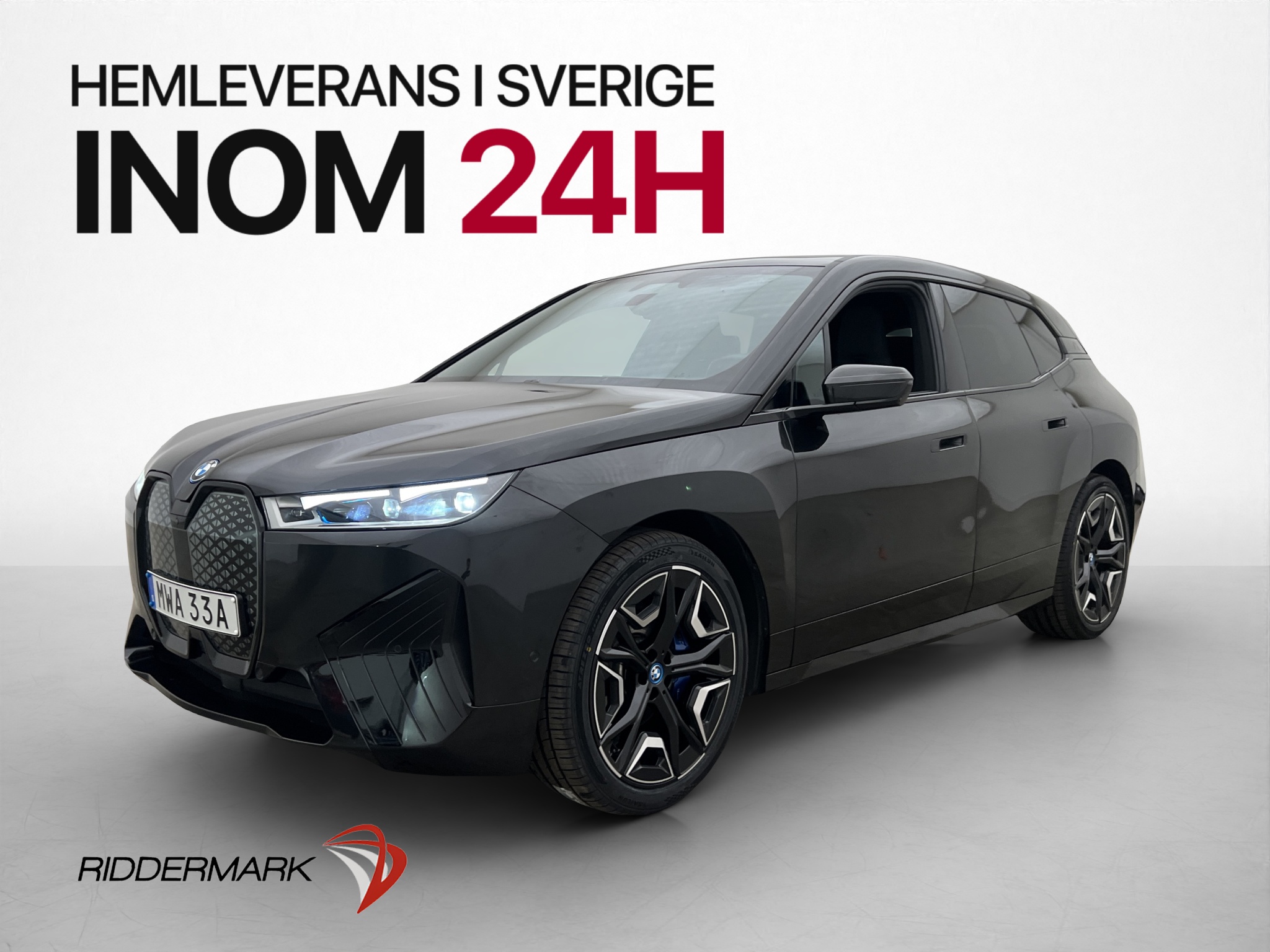 BMW iX xDrive40, 326ps, 2024