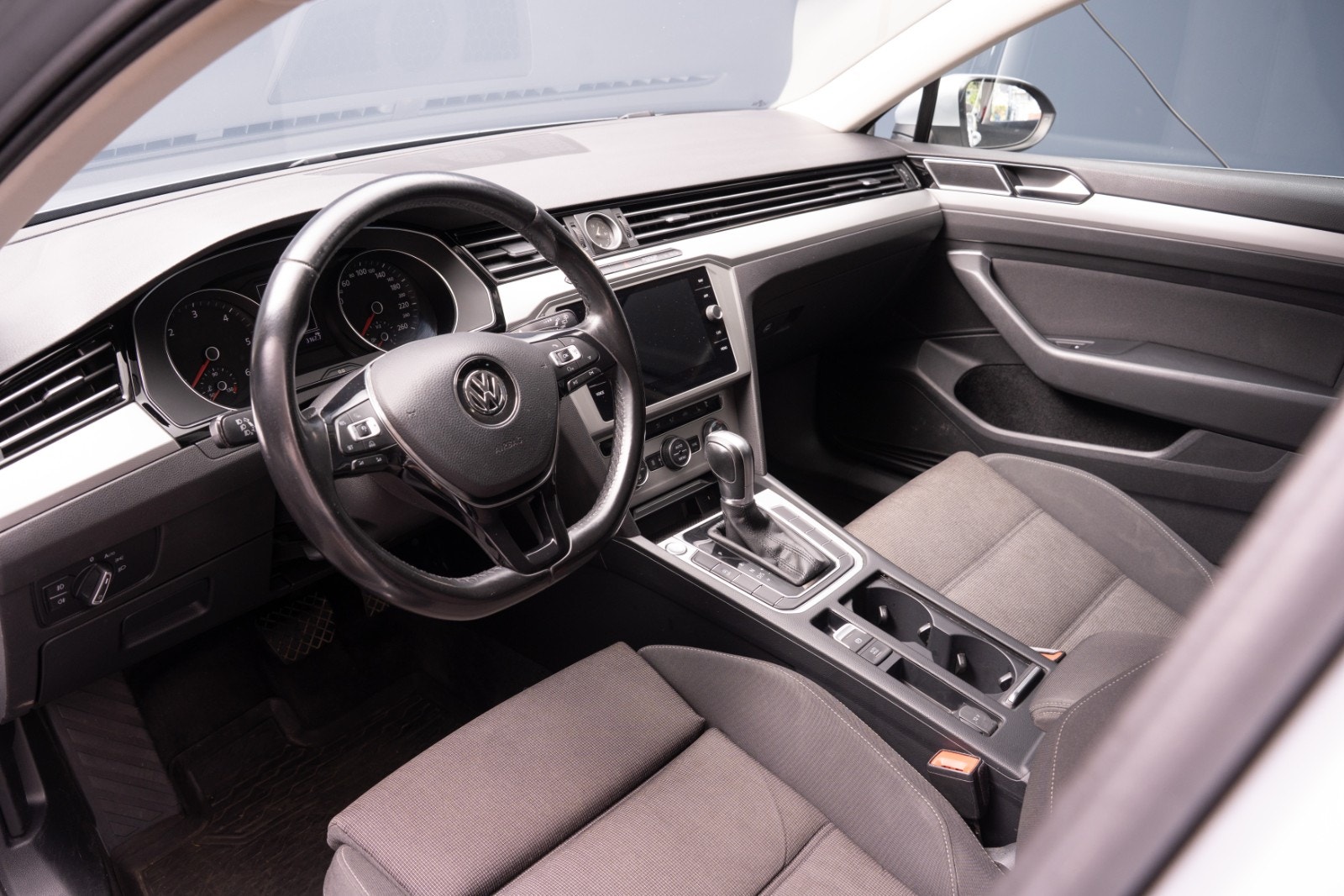 Volkswagen Passat Variant 1.6 TDI DPF DSG Sequential, 120hp, 2018