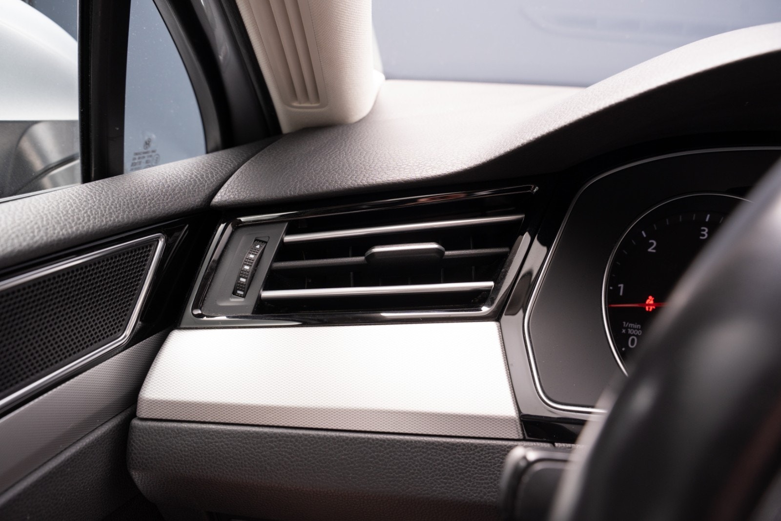 Volkswagen Passat Variant 1.6 TDI DPF DSG Sequential, 120hp, 2018