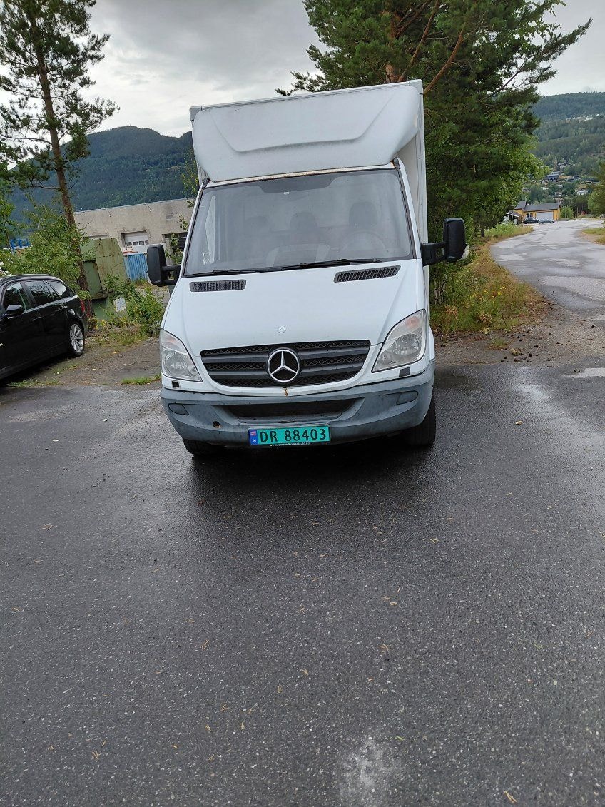 Mercedes-Benz Sprinter 316 CDI Chassis Cab 2.2 Automatic, 163hp, 2011