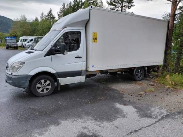 Mercedes-Benz Sprinter 316 CDI Chassis Cab 2.2 Automatic, 163hp, 2011