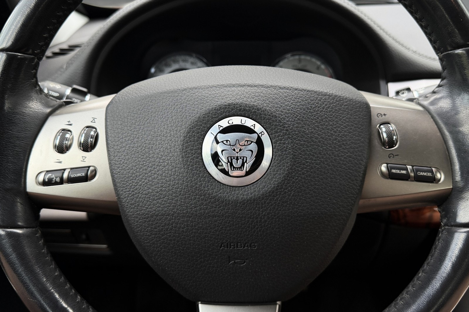 Jaguar XF 3.0 V6 Automatic, 211hp, 2010