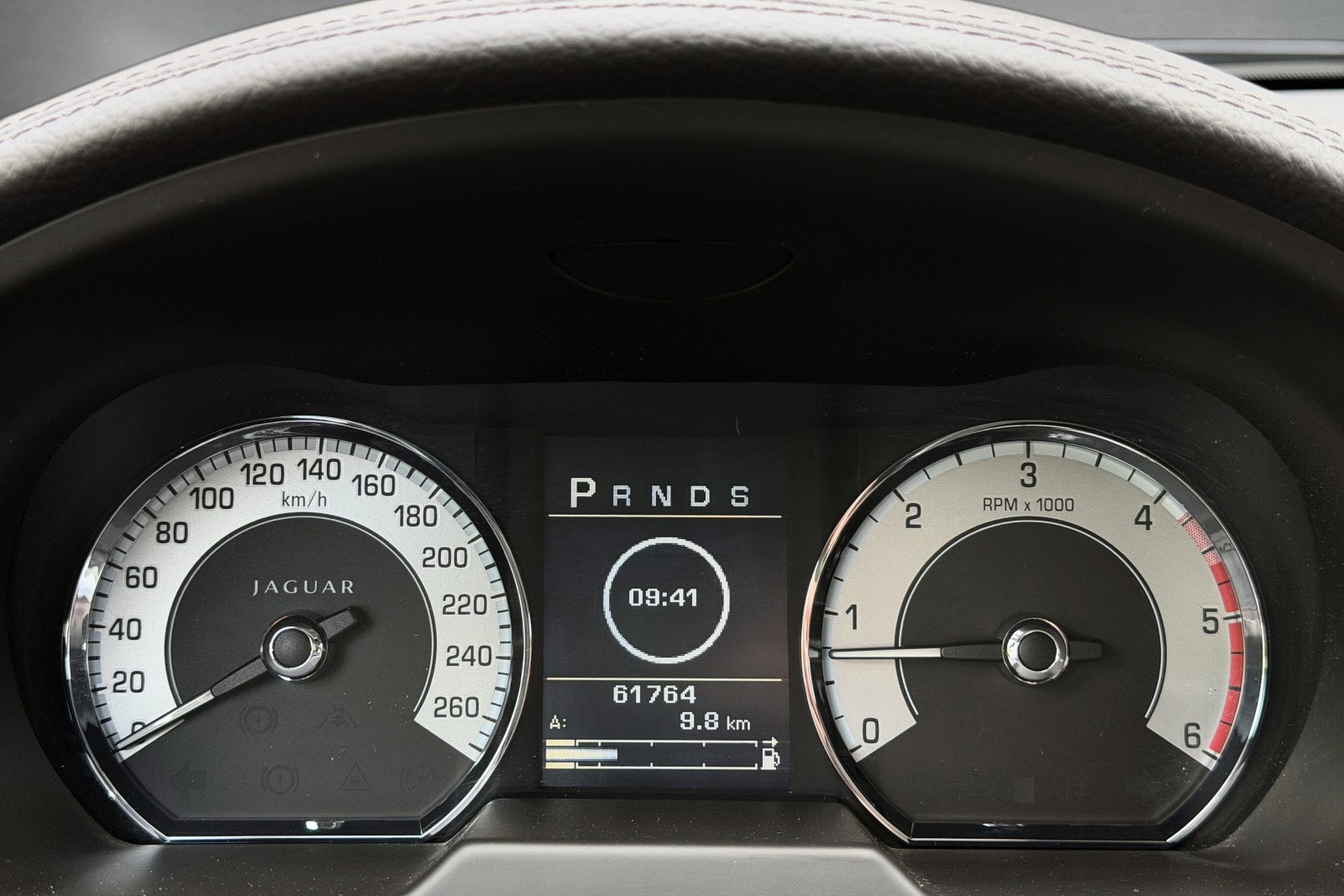 Jaguar XF 3.0 V6 Automatic, 211hp, 2010