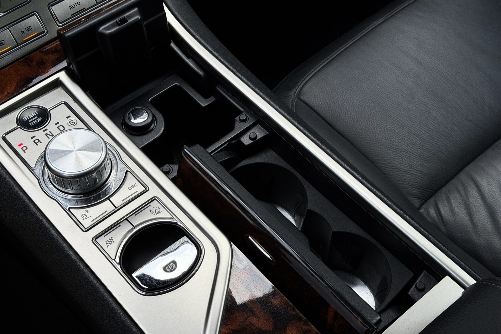 Jaguar XF 3.0 V6 Automatic, 211hp, 2010