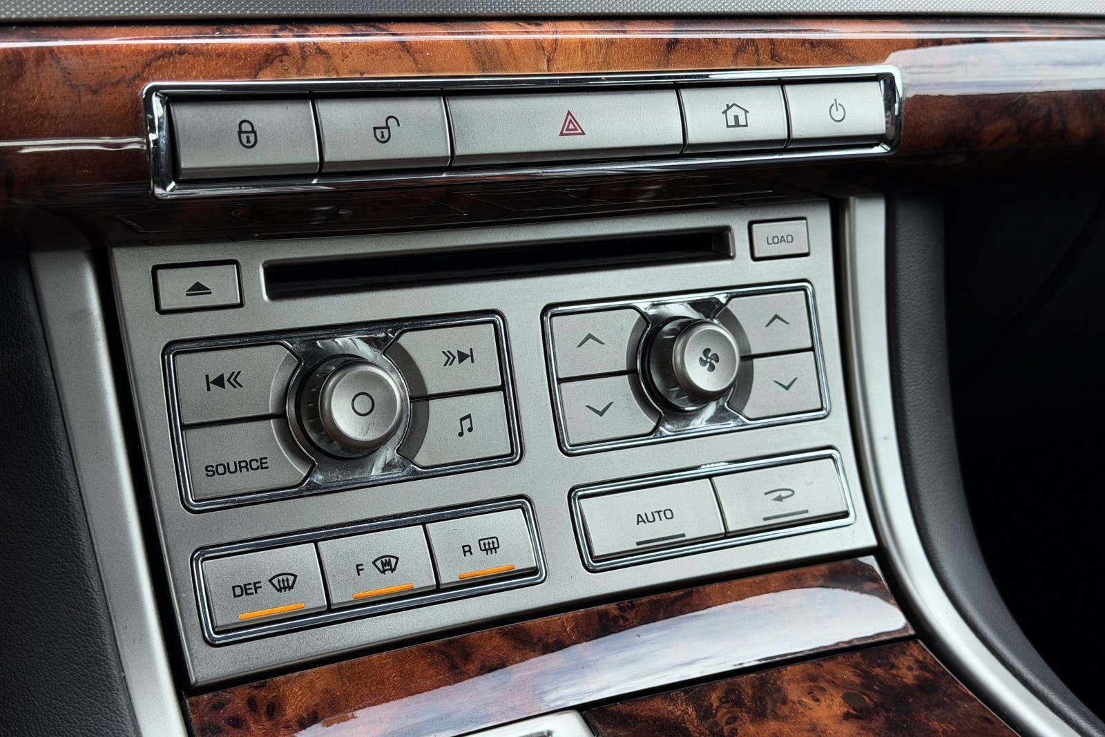 Jaguar XF 3.0 V6 Automatic, 211hp, 2010