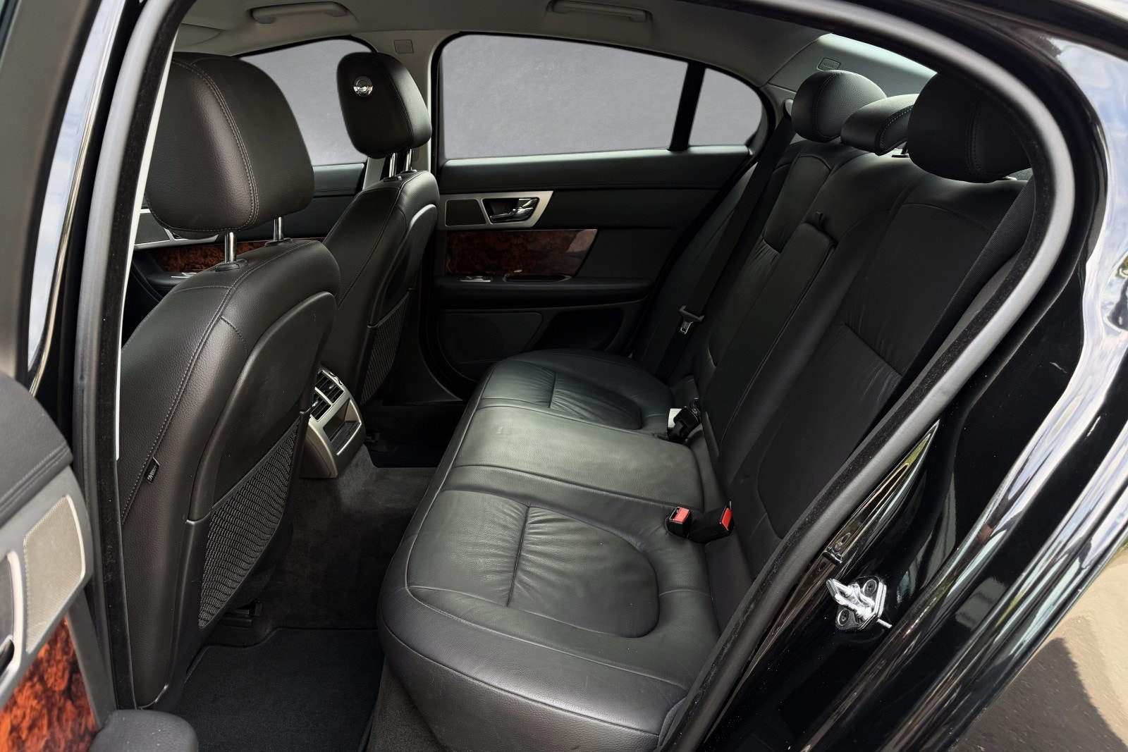 Jaguar XF 3.0 V6 Automatic, 211hp, 2010