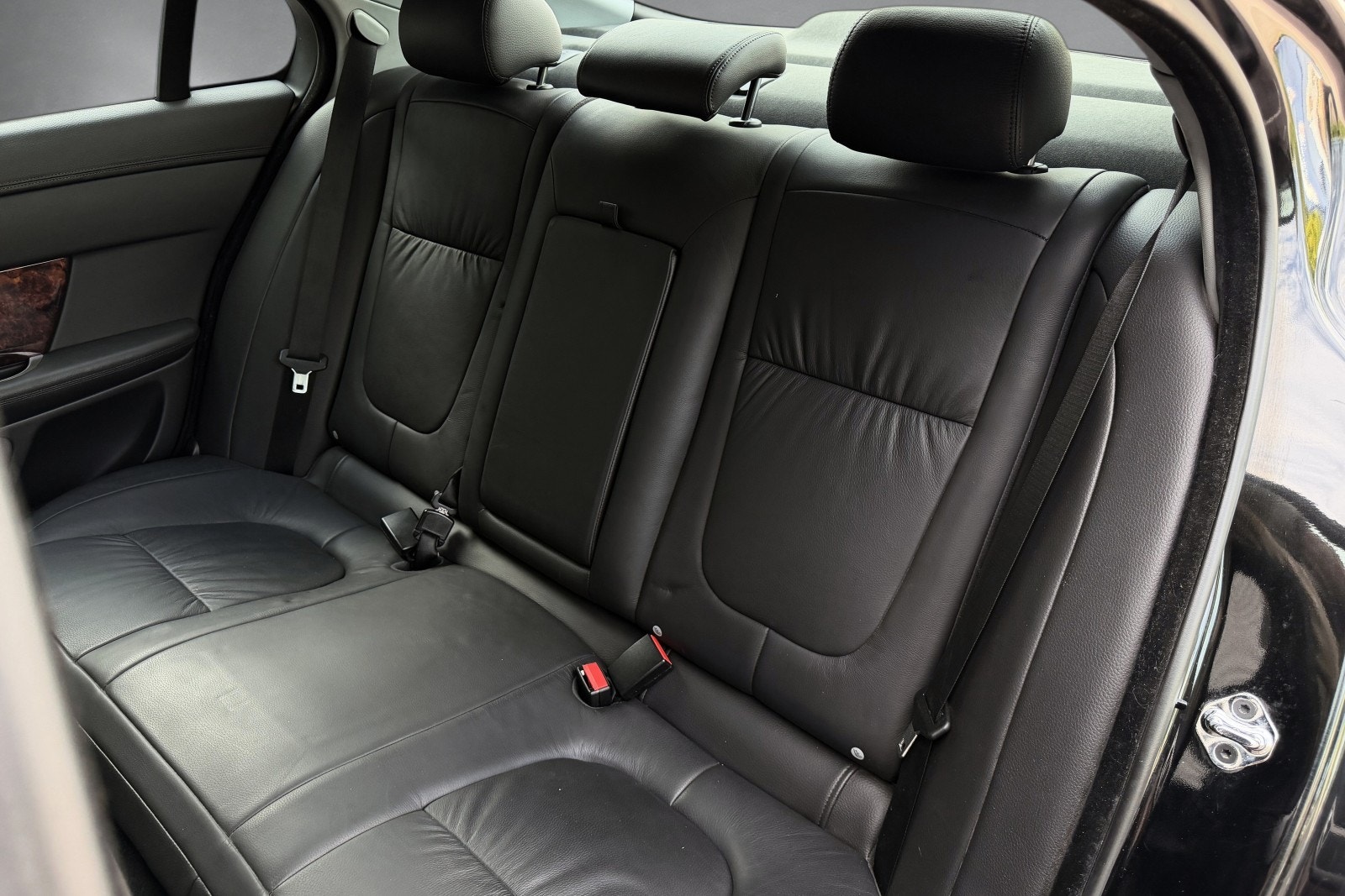 Jaguar XF 3.0 V6 Automatic, 211hp, 2010