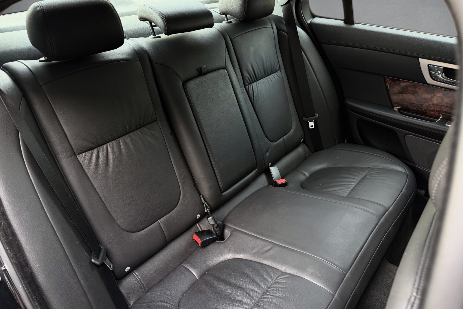 Jaguar XF 3.0 V6 Automatic, 211hp, 2010