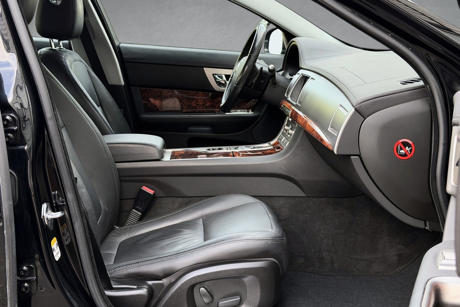 Jaguar XF 3.0 V6 Automatic, 211hp, 2010
