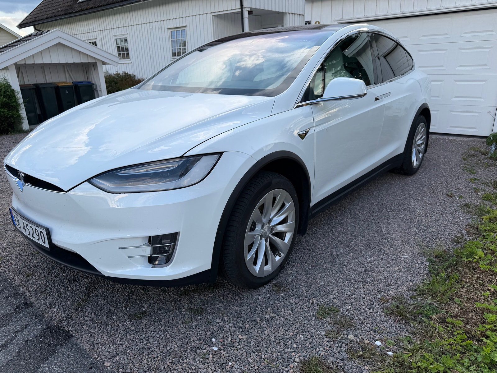 Tesla Model X Standard Range, 333ps, 2019