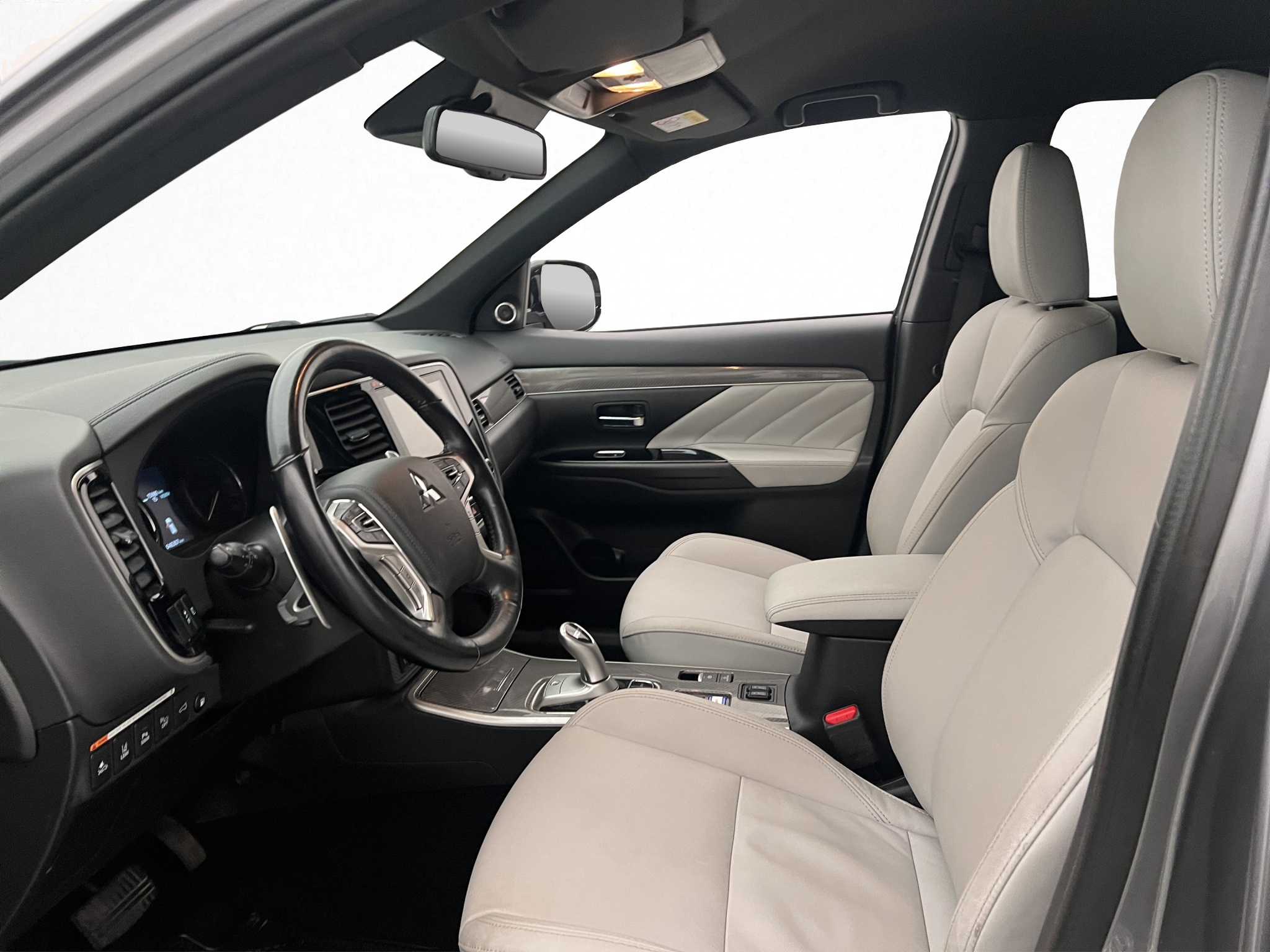 Mitsubishi Outlander PHEV CVT, 224hk, 2020