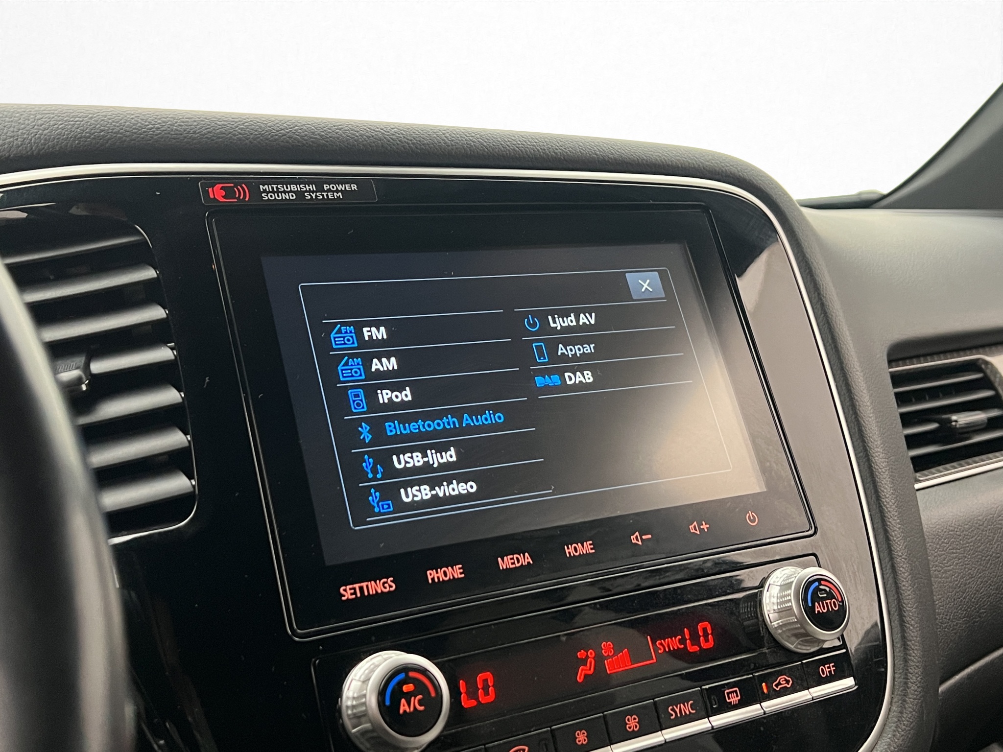 Mitsubishi Outlander PHEV CVT, 224hk, 2020