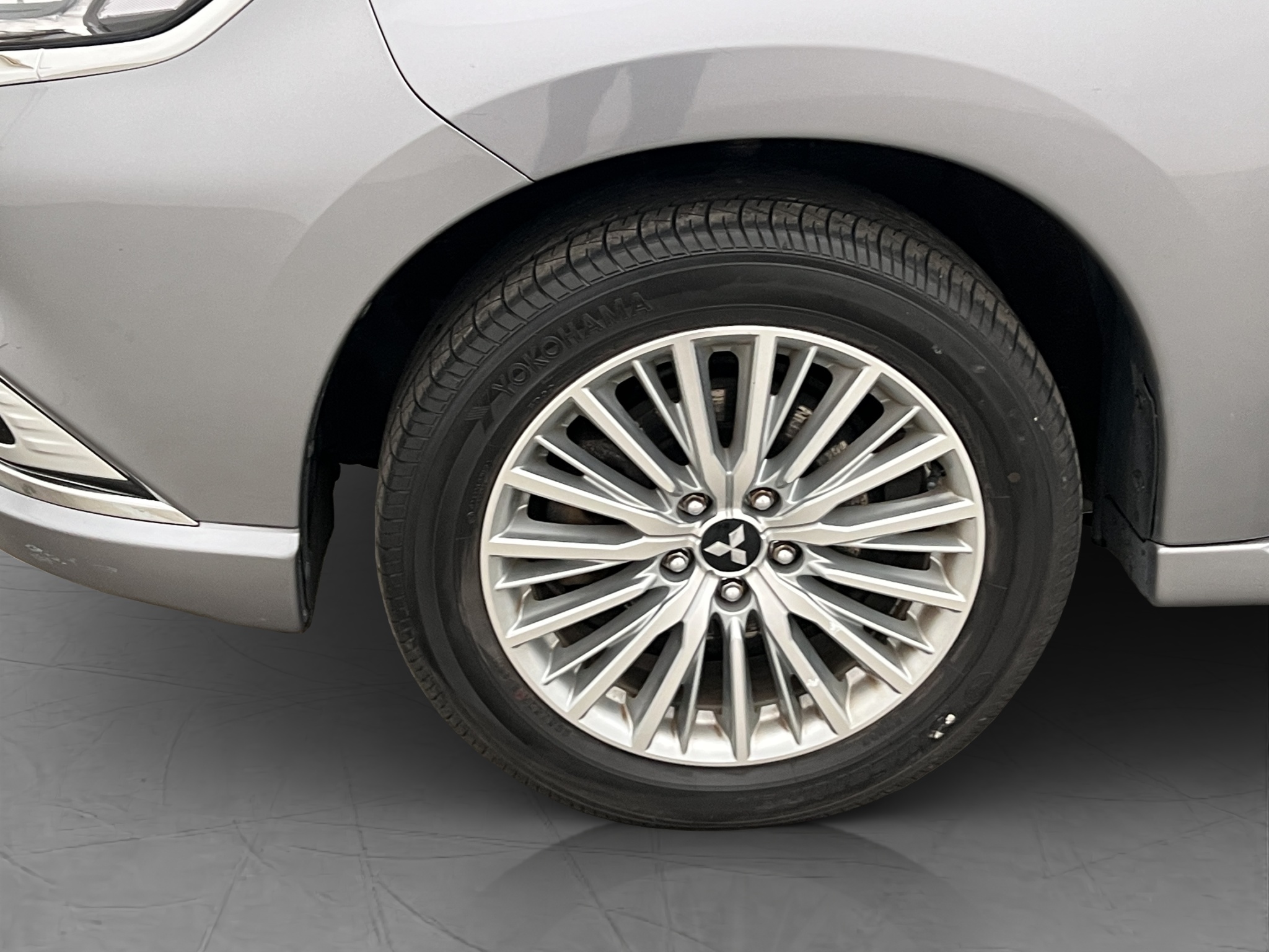 Mitsubishi Outlander PHEV CVT, 224hk, 2020