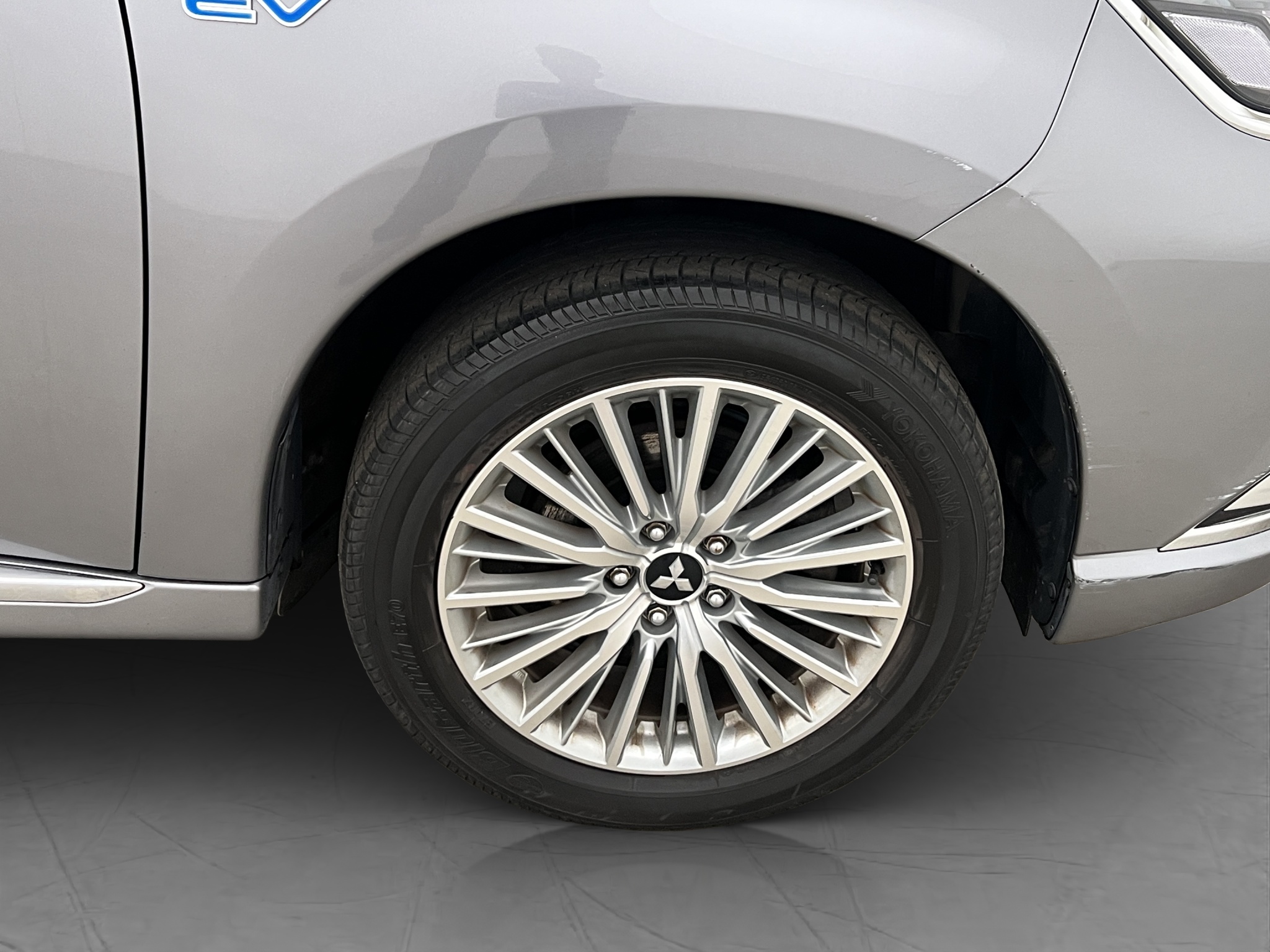 Mitsubishi Outlander PHEV CVT, 224hk, 2020