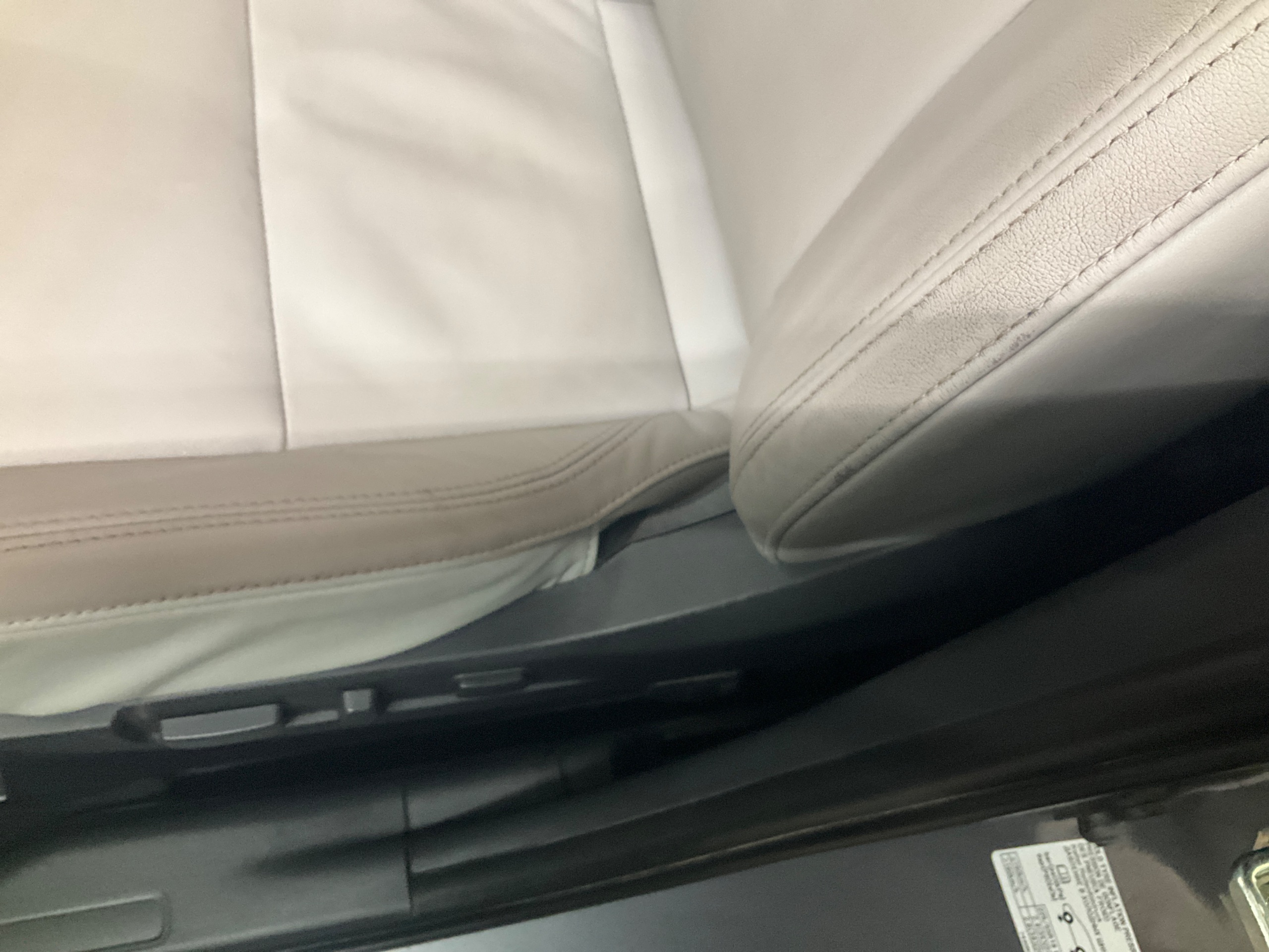 Mitsubishi Outlander PHEV CVT, 224hk, 2020