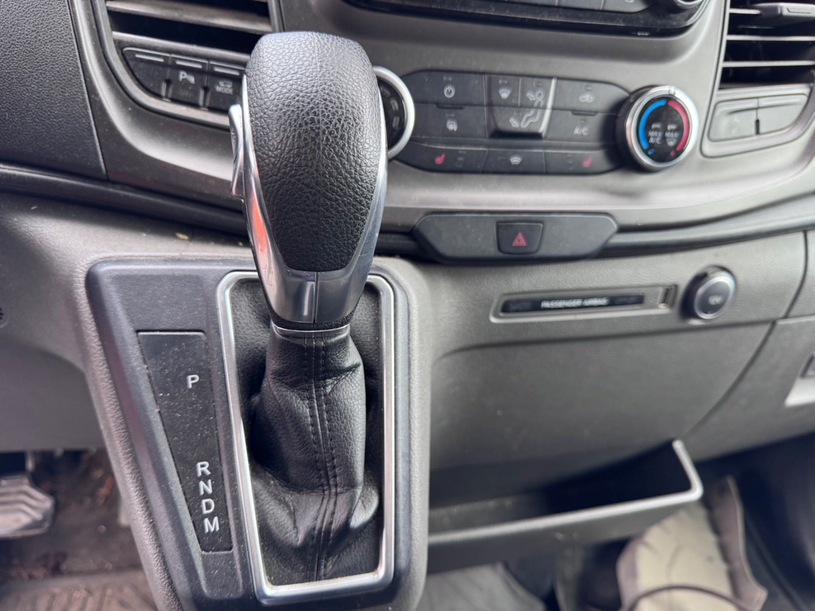 Ford Transit 350 2.0 EcoBlue SelectShift, 130hk, 2020