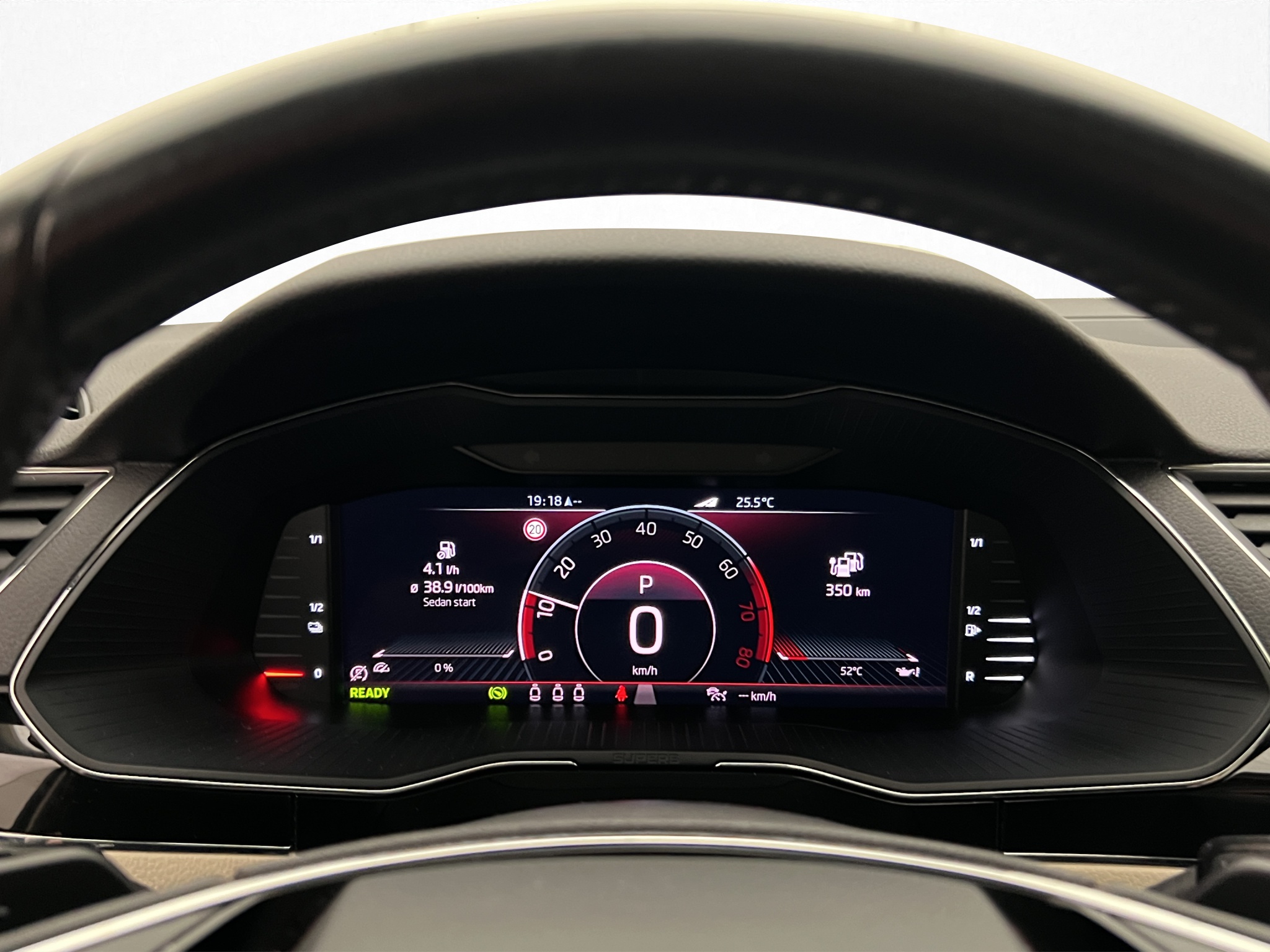 Škoda Superb iV Combi 1.4 TSI iV DSG Sequential, 218hp, 2021