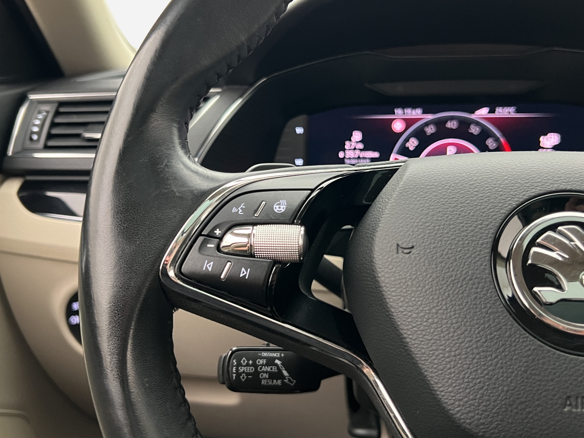 Škoda Superb iV Combi 1.4 TSI iV DSG Sequential, 218hp, 2021
