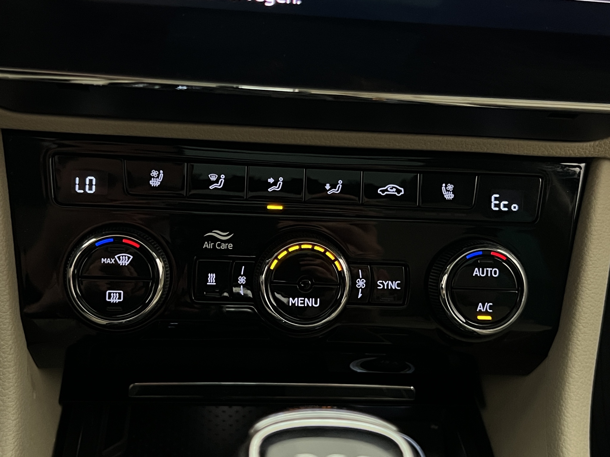 Škoda Superb iV Combi 1.4 TSI iV DSG Sequential, 218hp, 2021