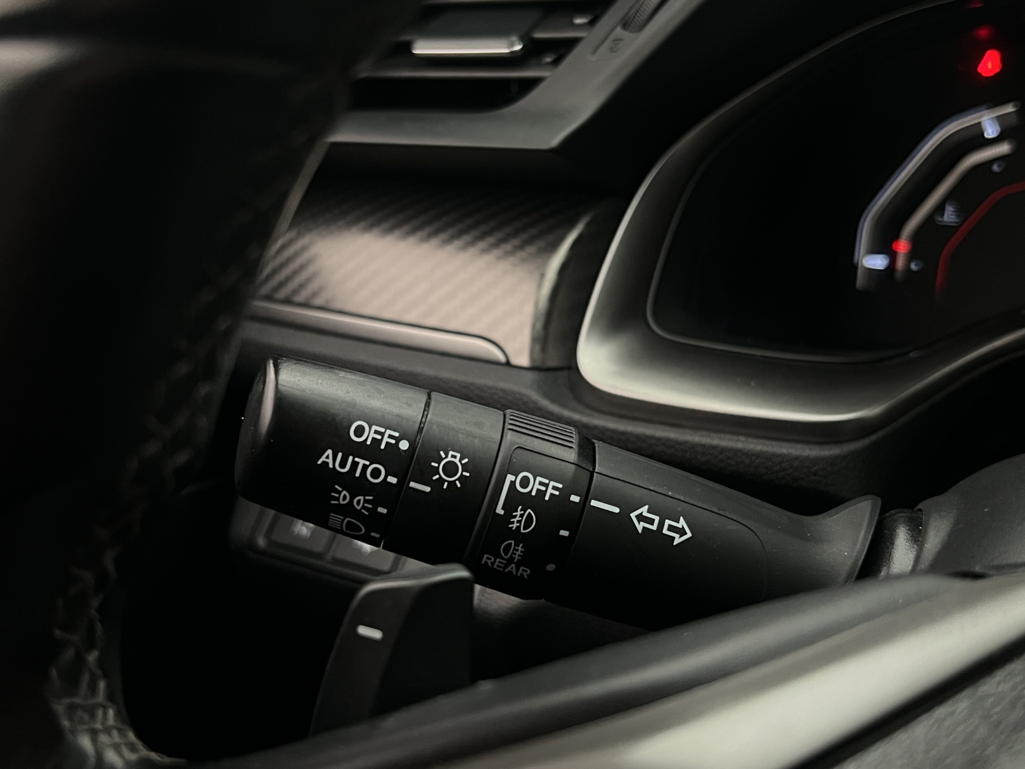Honda Civic 5-door 1.5 i-VTEC Turbo CVT, 182ps, 2017