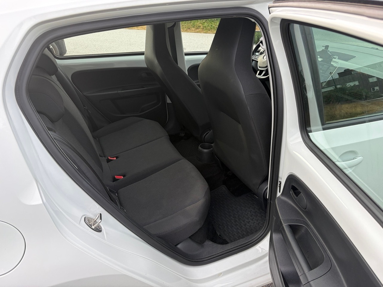 Volkswagen e-up!, 83ps, 2021