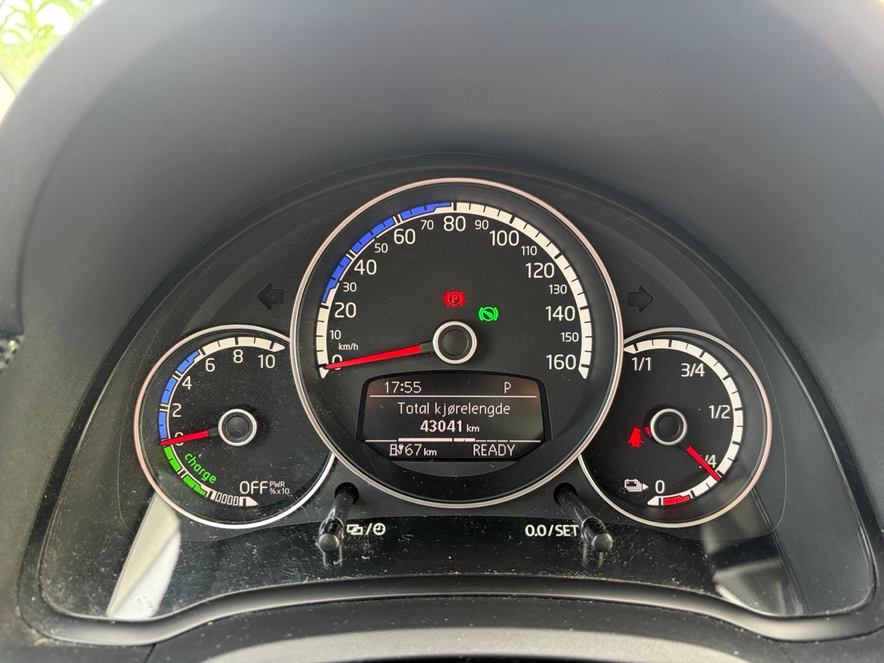 Volkswagen e-up!, 83ps, 2021