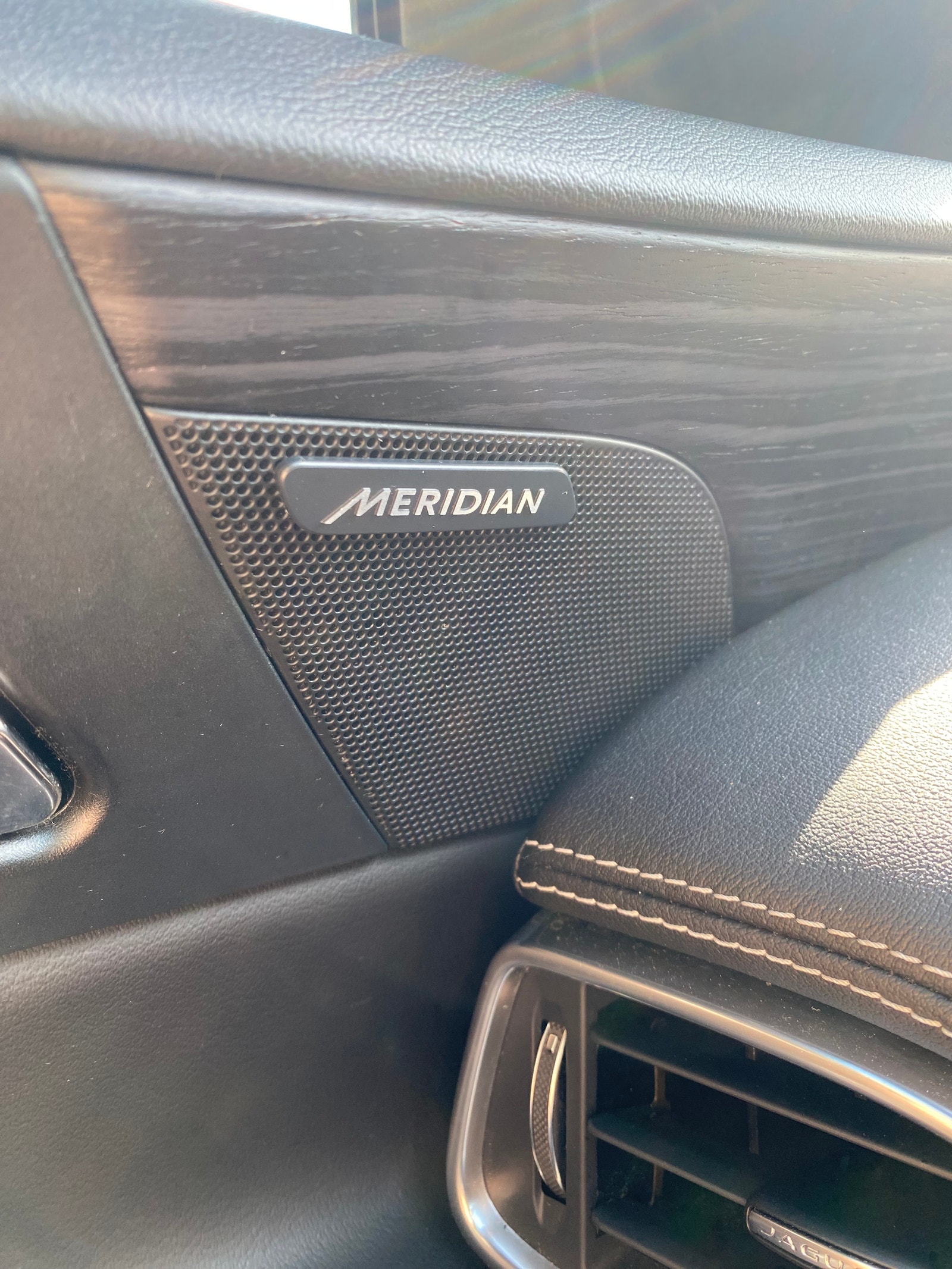 Jaguar XE 20d Automatic, 8-trins, 180ps, 2016