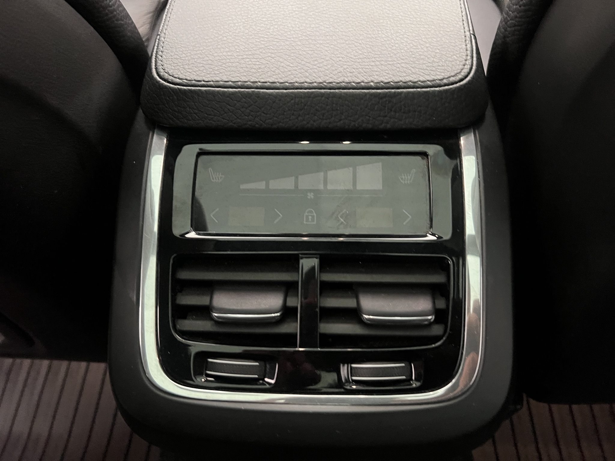 Volvo V90 T4 Geartronic, 190hp, 2018