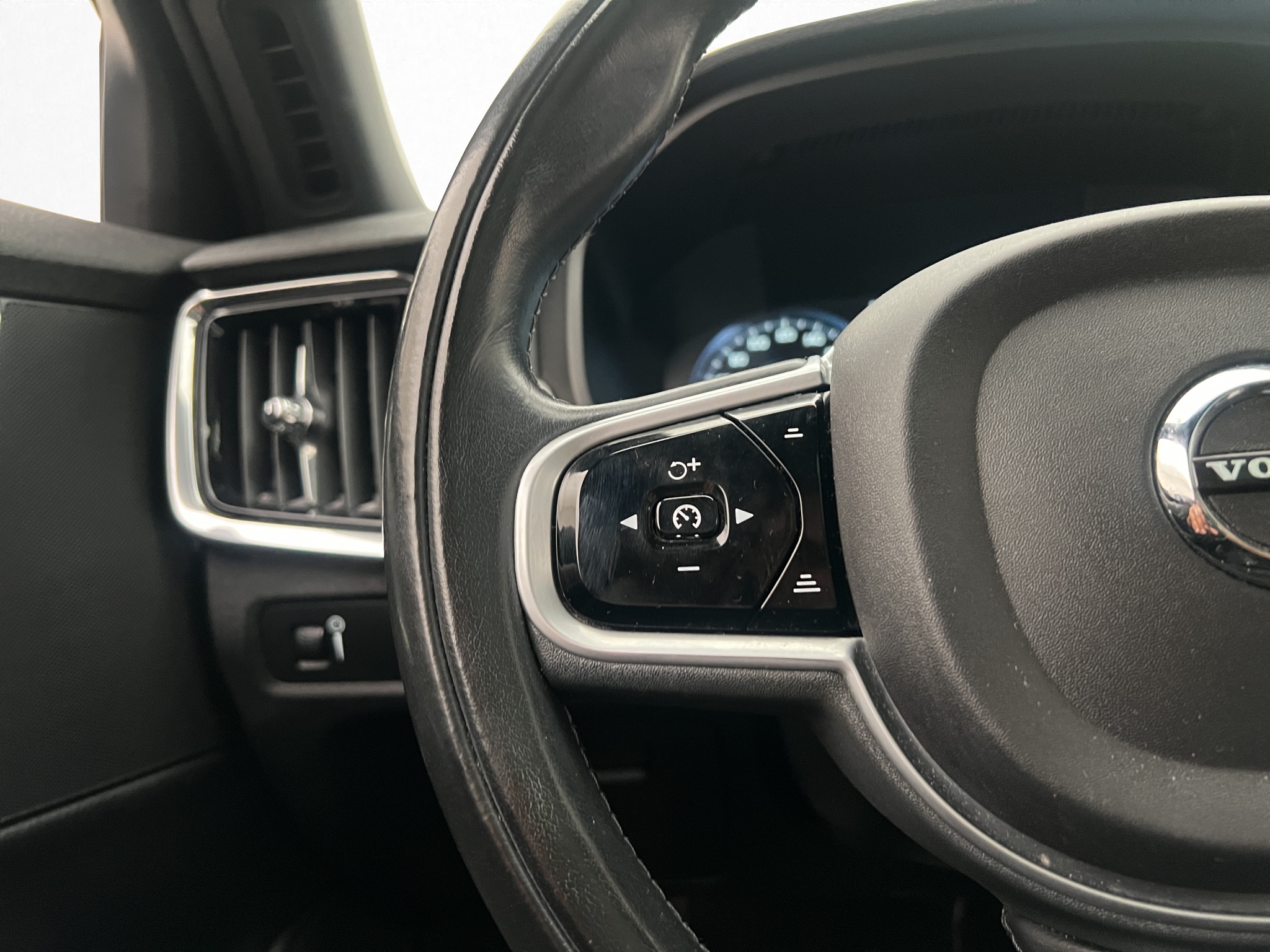 Volvo V90 T4 Geartronic, 190hp, 2018