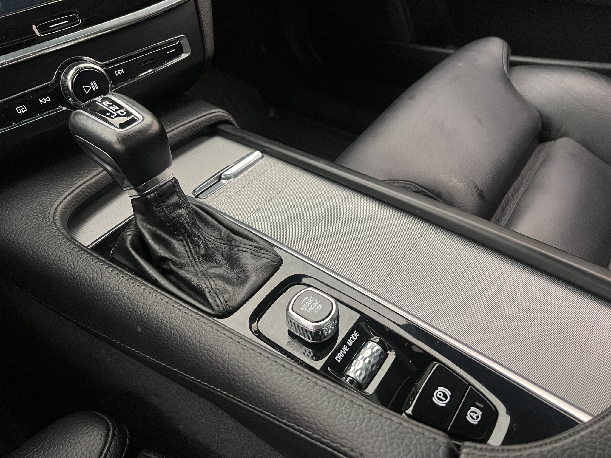 Volvo V90 T4 Geartronic, 190hp, 2018