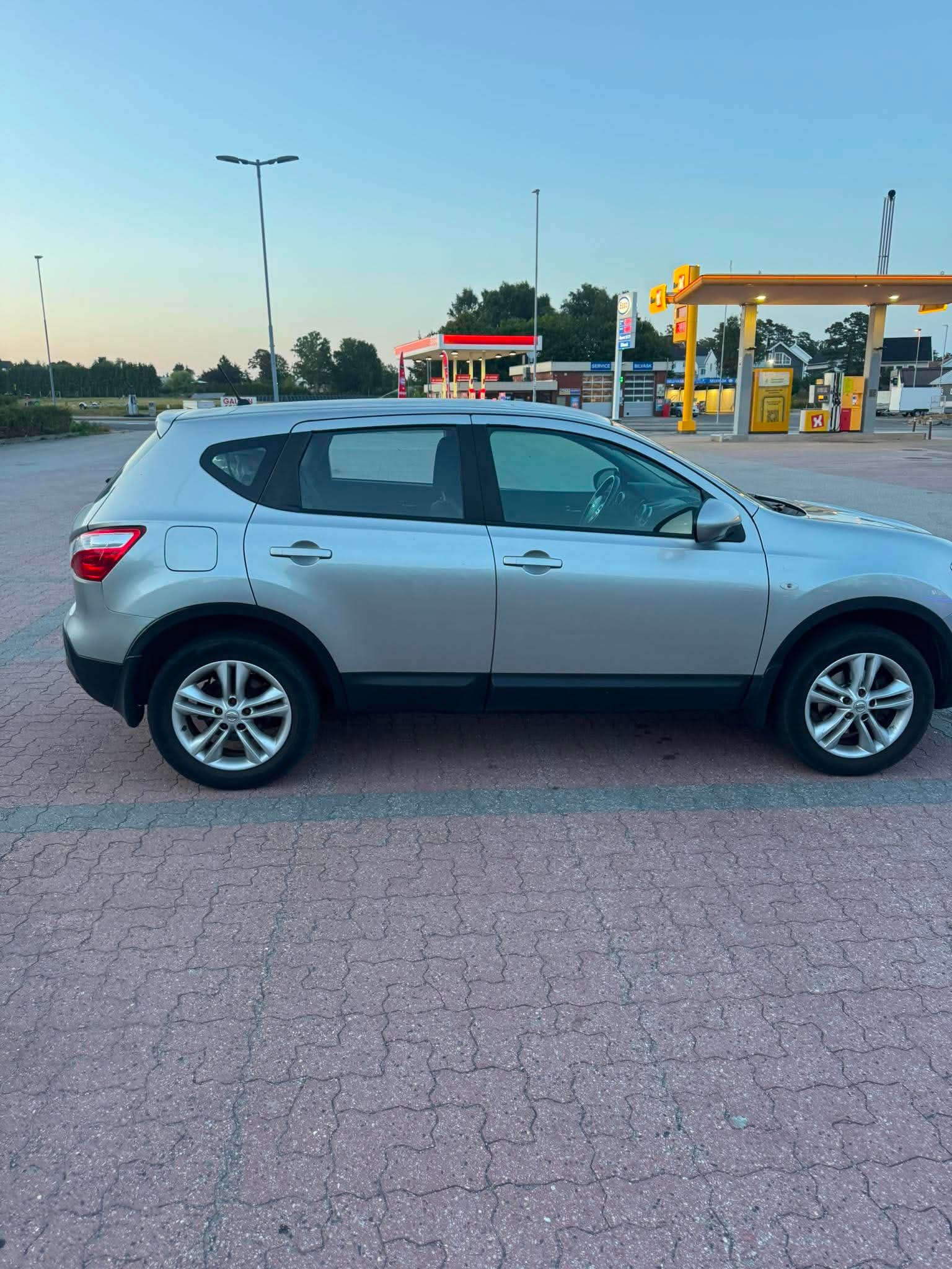Nissan Qashqai 2.0 CVT, 141hk, 2010