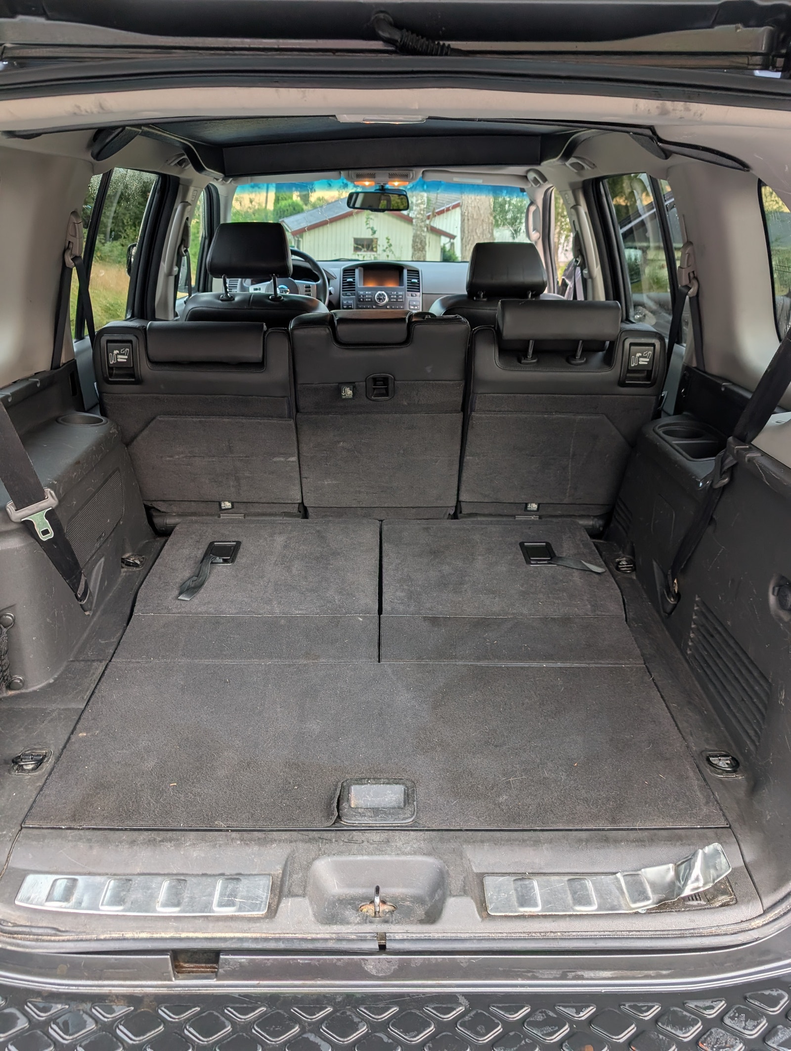 Nissan Pathfinder 2.5 4WD Automatic, 190hp, 2012