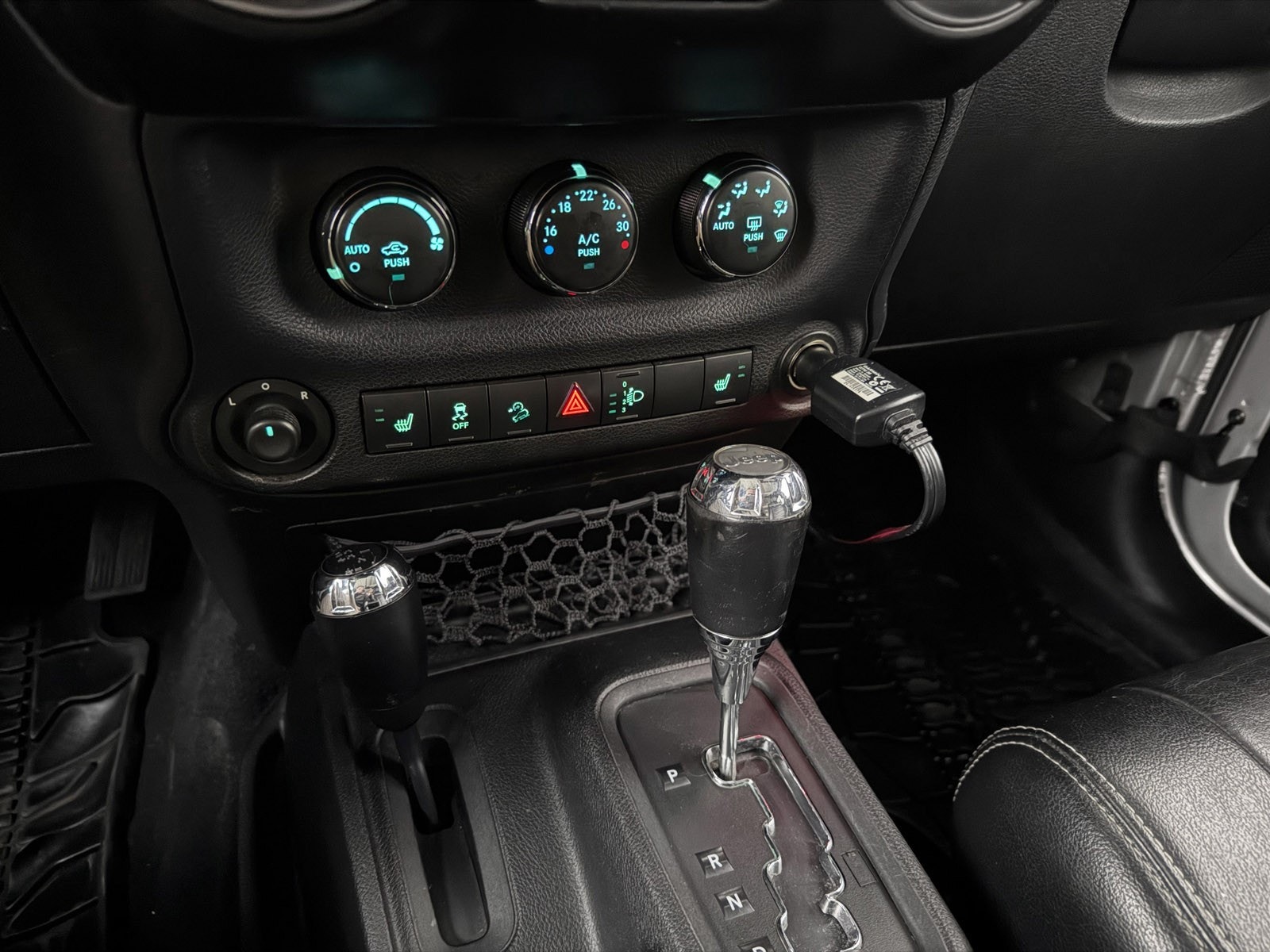 Jeep Wrangler Unlimited 2.8 4WD Automatic, 200hp, 2012