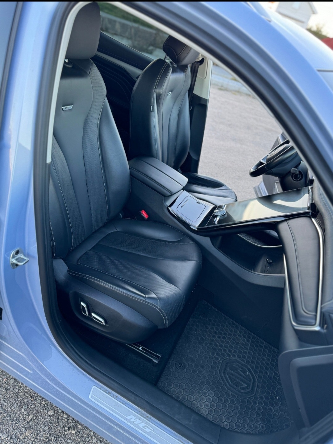 MG Marvel R Automatic, 180hp, 2022